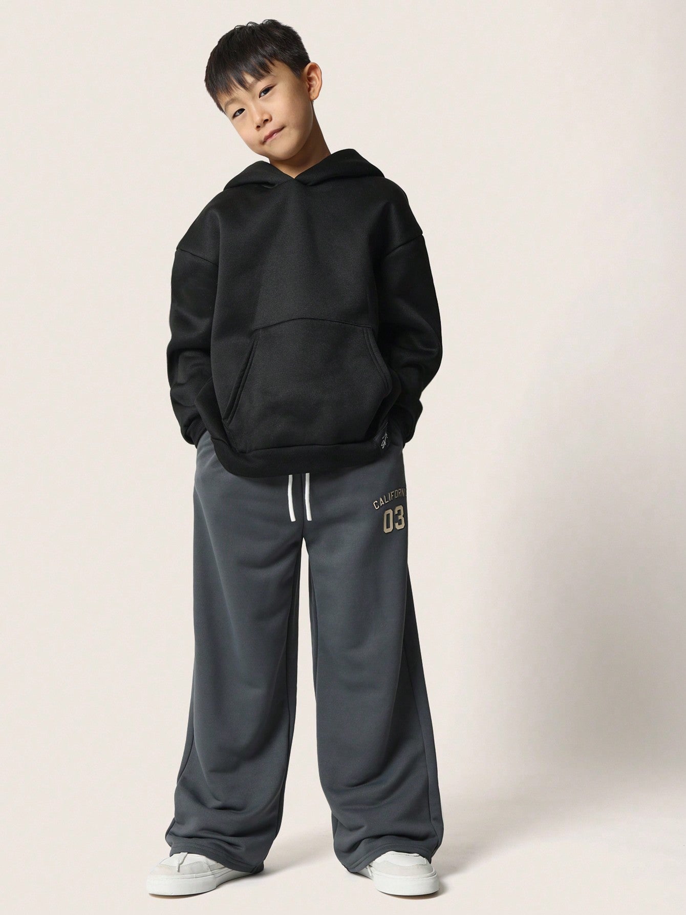 Tween Boys Straight Fit Graphic Printed Sweatpants With Drawcords