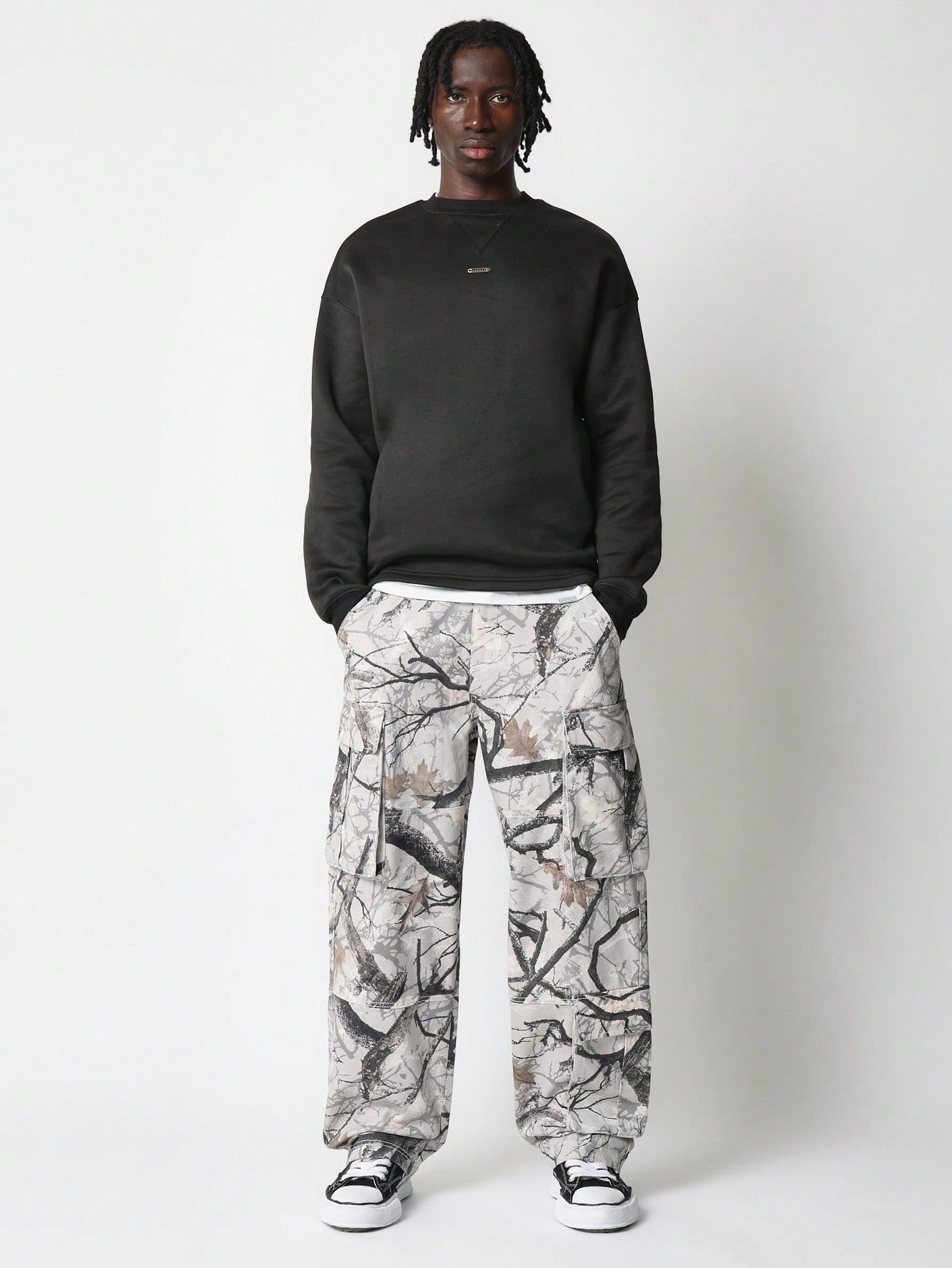 Skater Fit Multi Pocket Cargo Printed Pant