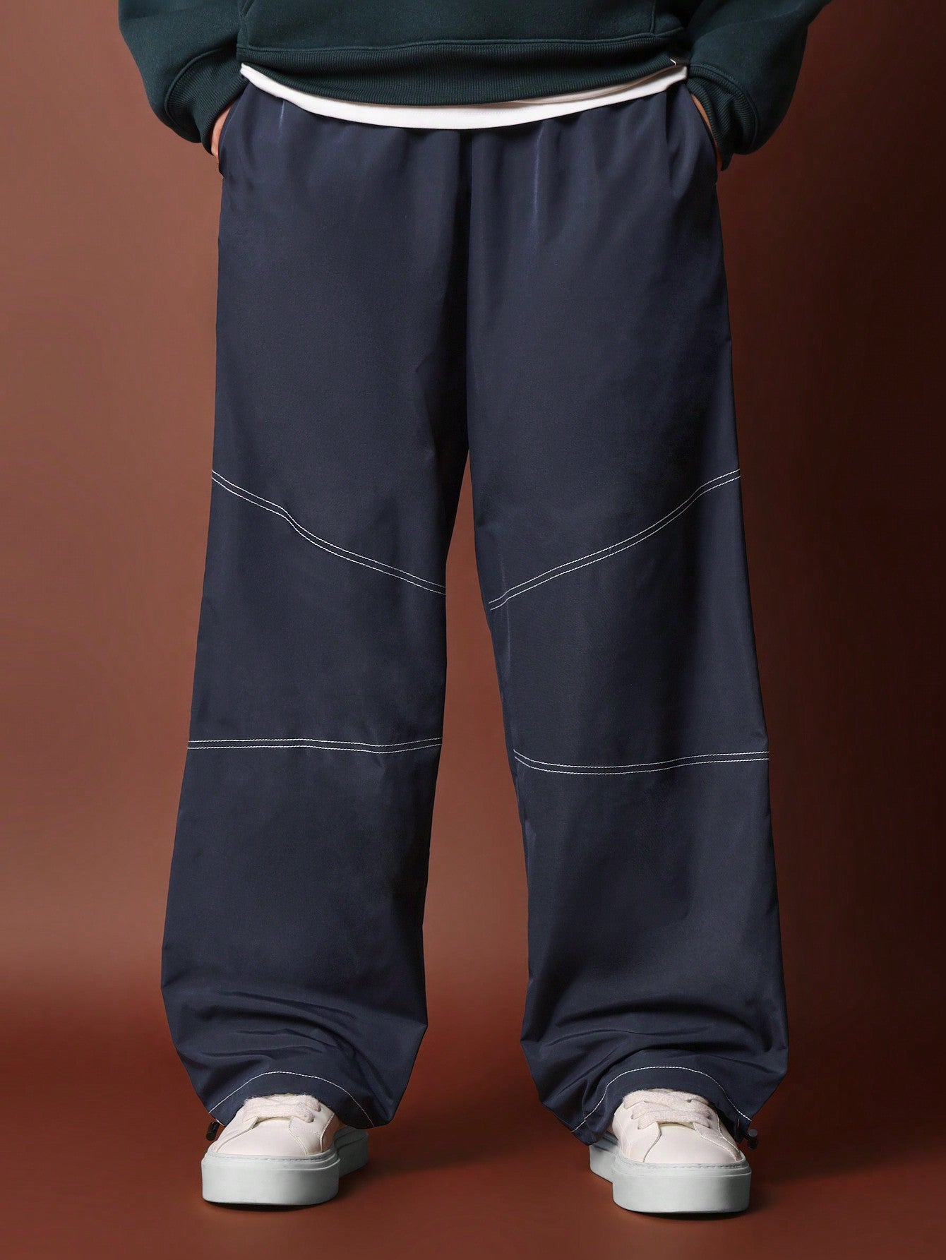 Loose Fit Baggy Parachute Pant With Contrast Stitching Detail