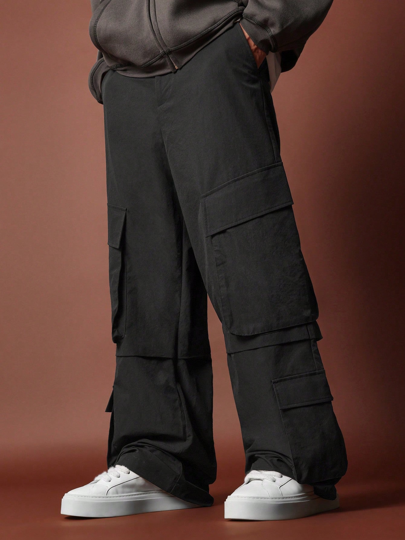 Loose Fit Nylon Multi Pocket Cargo Parachute Pant