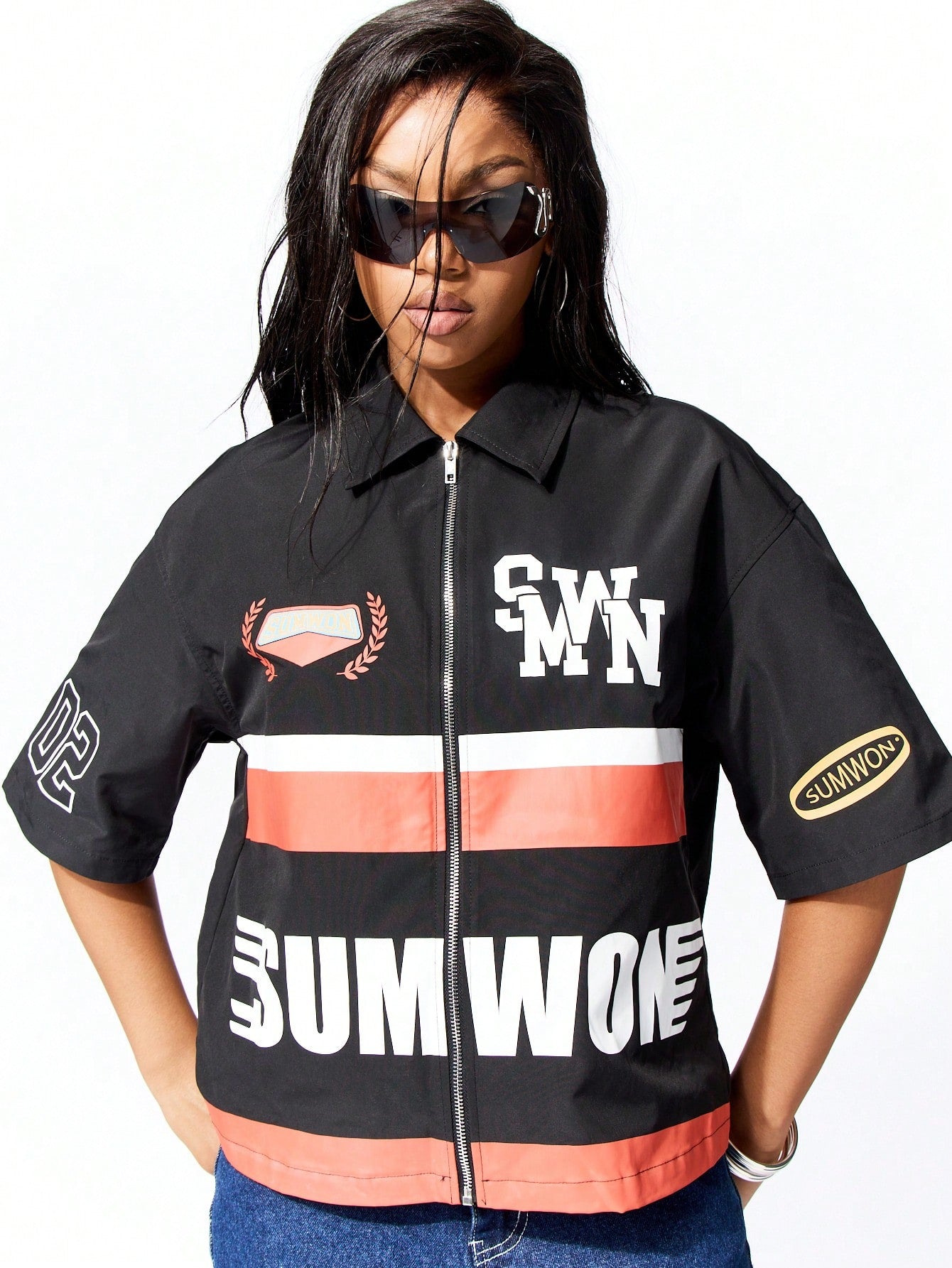 SUMWON WOMEN Boxy Zip Through Graphic Shirt