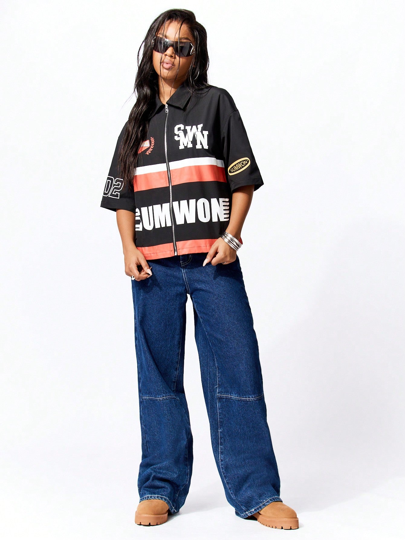 SUMWON WOMEN Boxy Zip Through Graphic Shirt