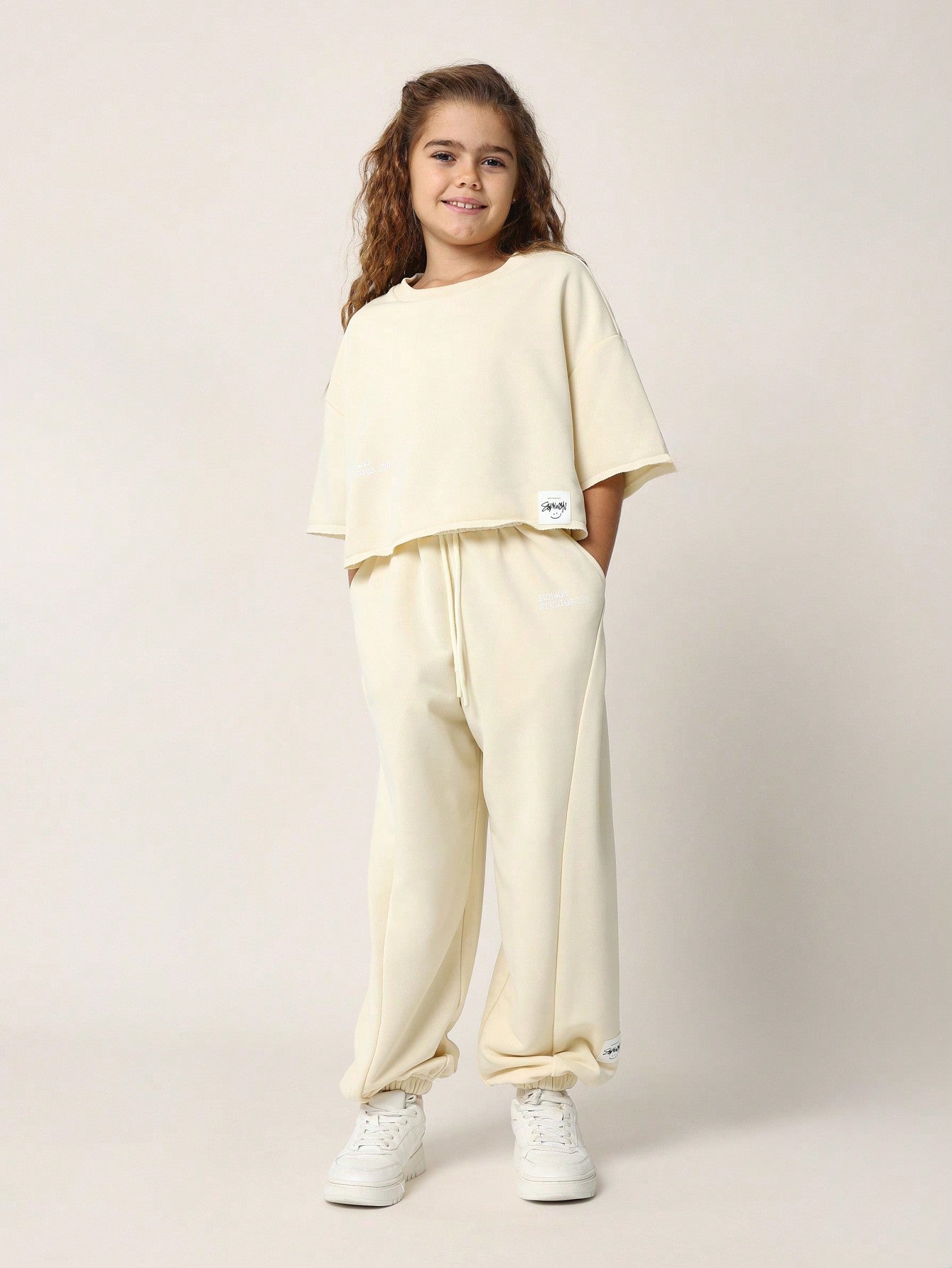 Tween Girls Raw Edge Crop Fit Tee With Sweatpants 2 Piece Set