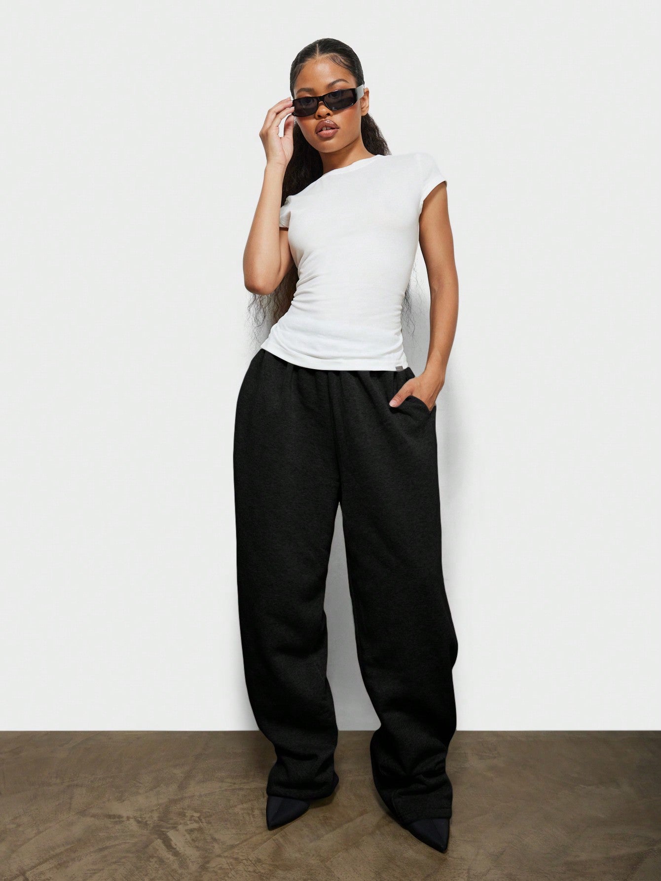 SUMWON WOMEN Pull On Loose Fit Baggy Essential Sweatpants