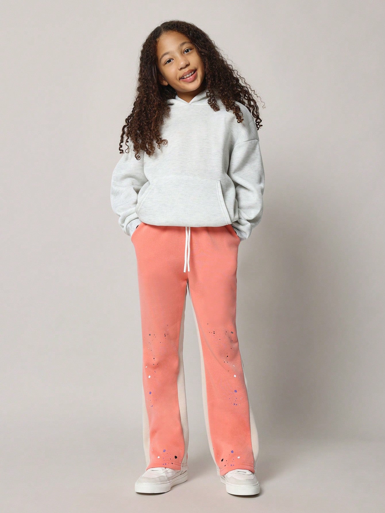 Tween Girl Flare Fit Contrast Colour Side Panel Sweatpants With Splatter Paint