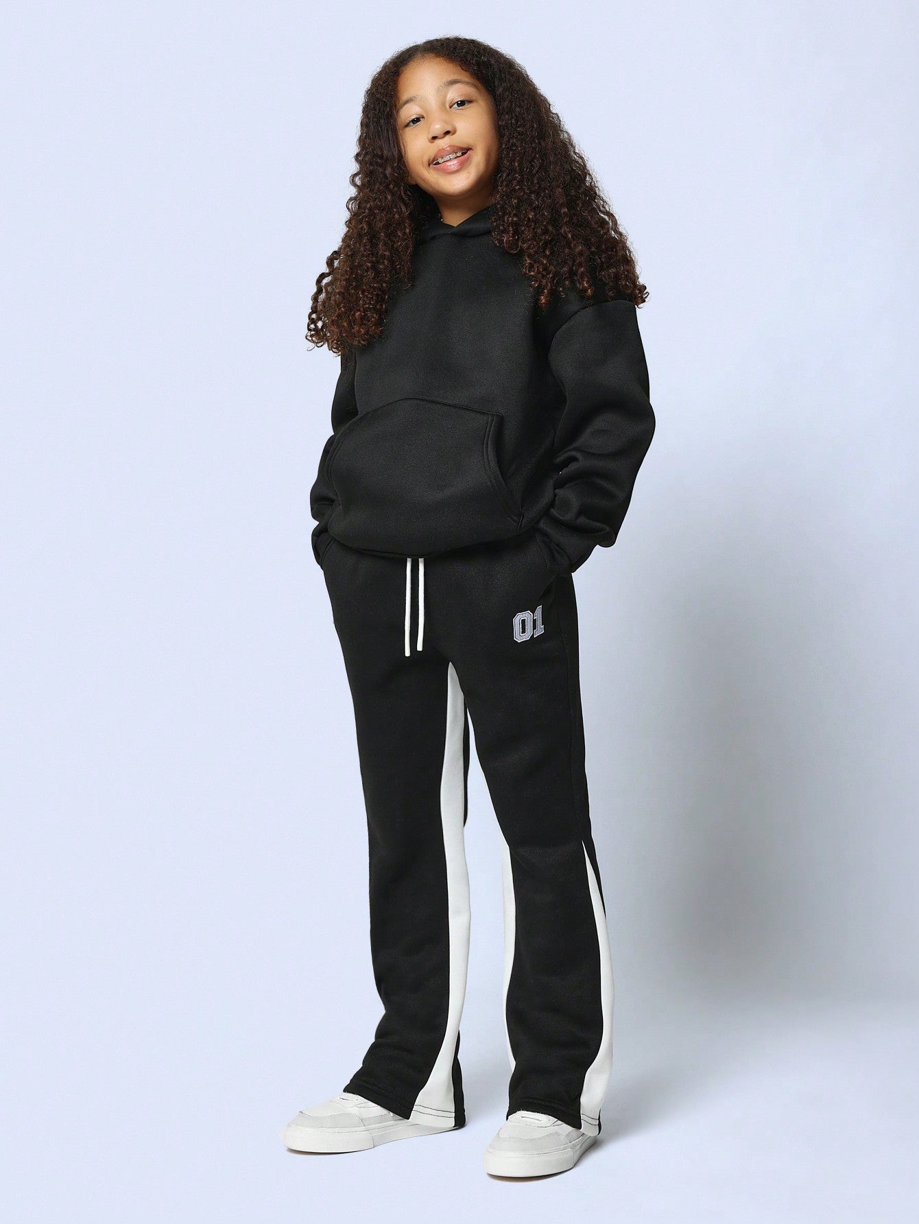 Tween Girls Comfy Flare Fit Contrast Colour Panel Sweatpants With Number Applique