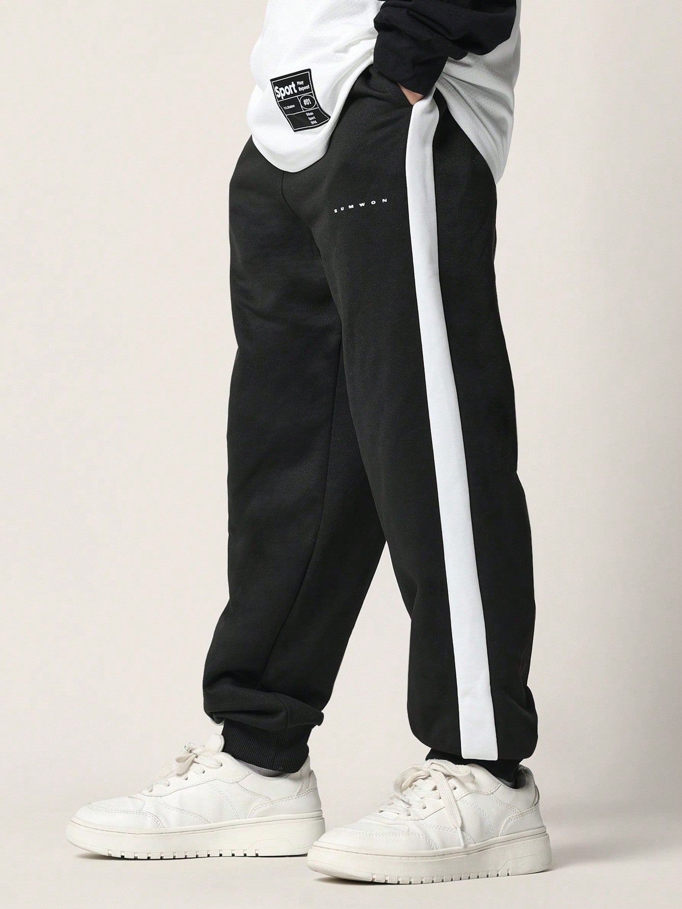 Tween Boys Relaxed Slim Cuffed Essential Jogger With Side Stripe