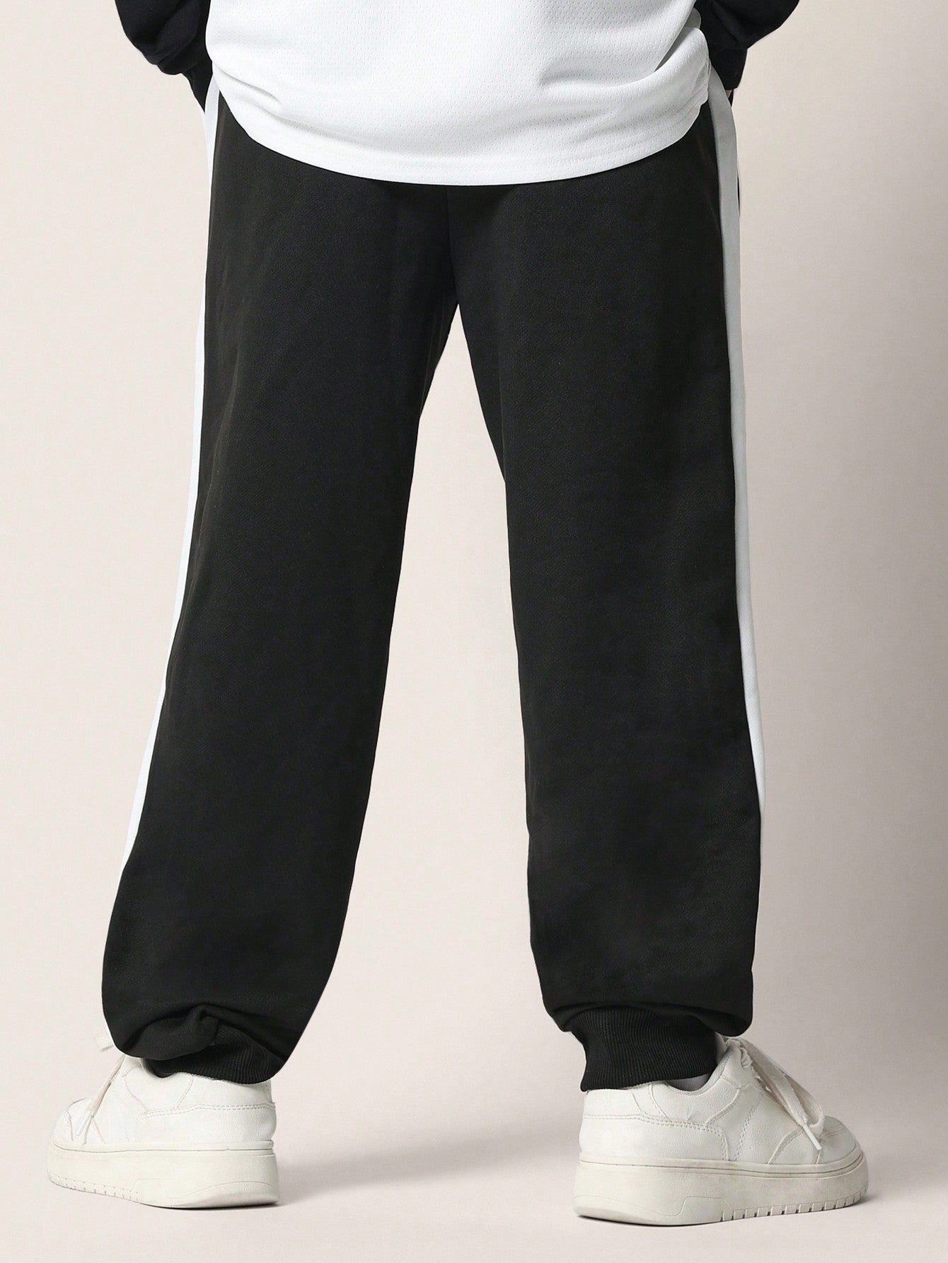 Tween Boys Relaxed Slim Cuffed Essential Jogger With Side Stripe