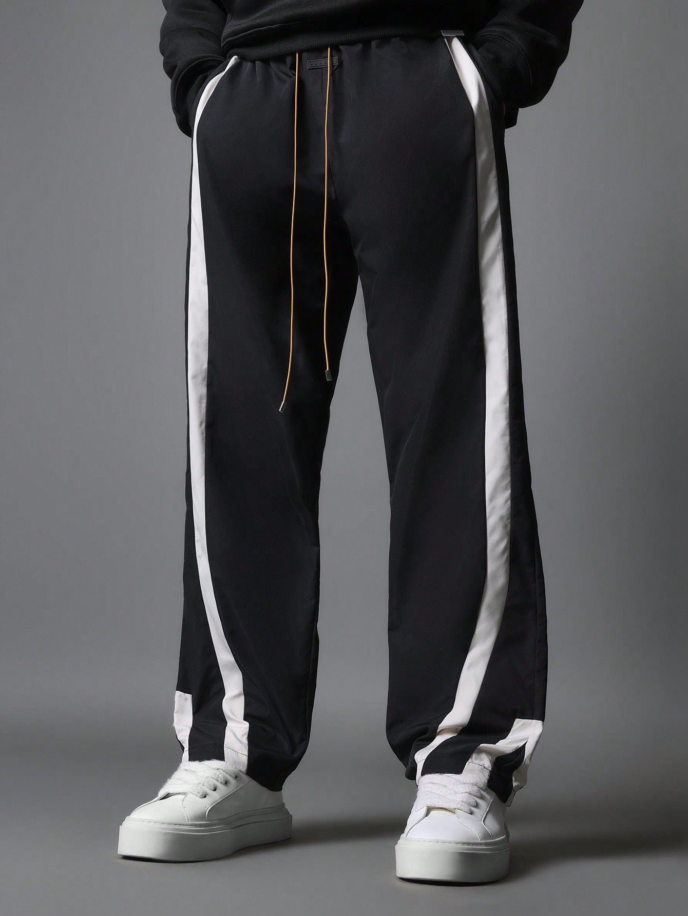 Straight Fit Panelling Pant With Drawstring