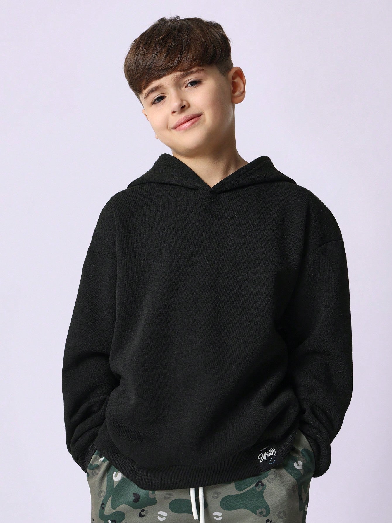 Tween Boys Comfy Overhead Graphic Printed Hoodie & Camo Jogger 2 Piece Set