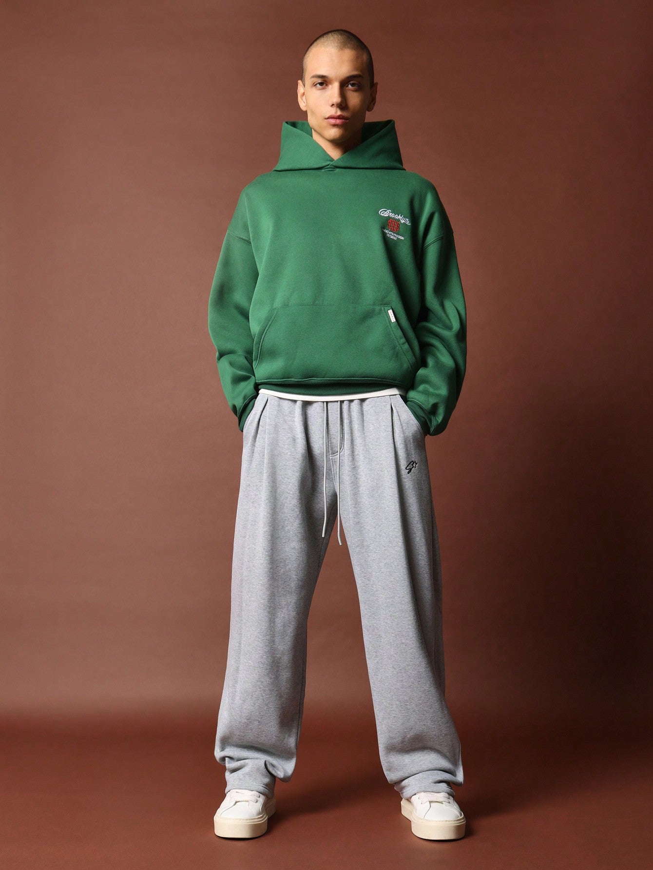 Skater Fit Sweatpants With Drawstrings & Small Embroidery