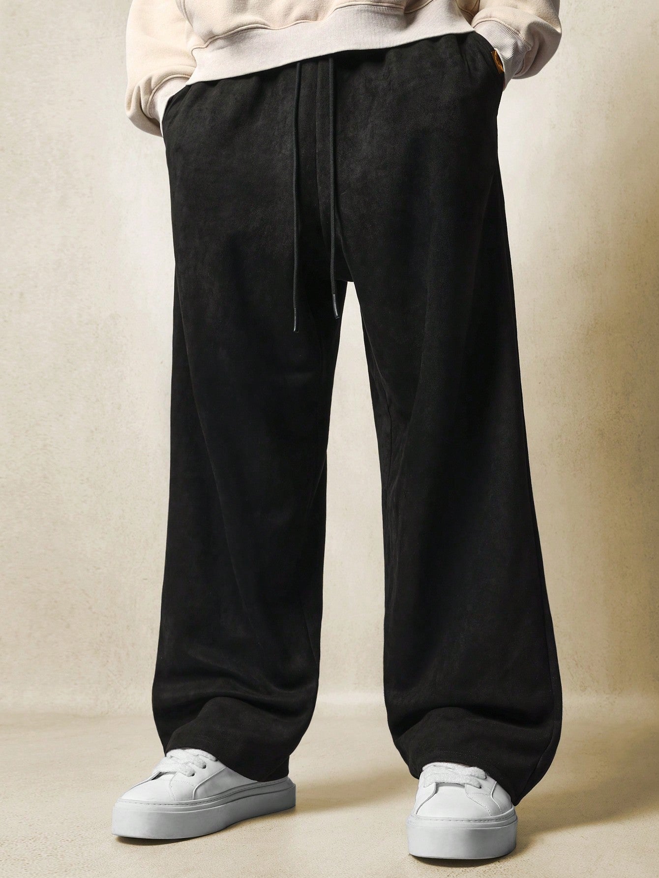 Balloon Fit Suedette Super Premium Essential Sweatpants