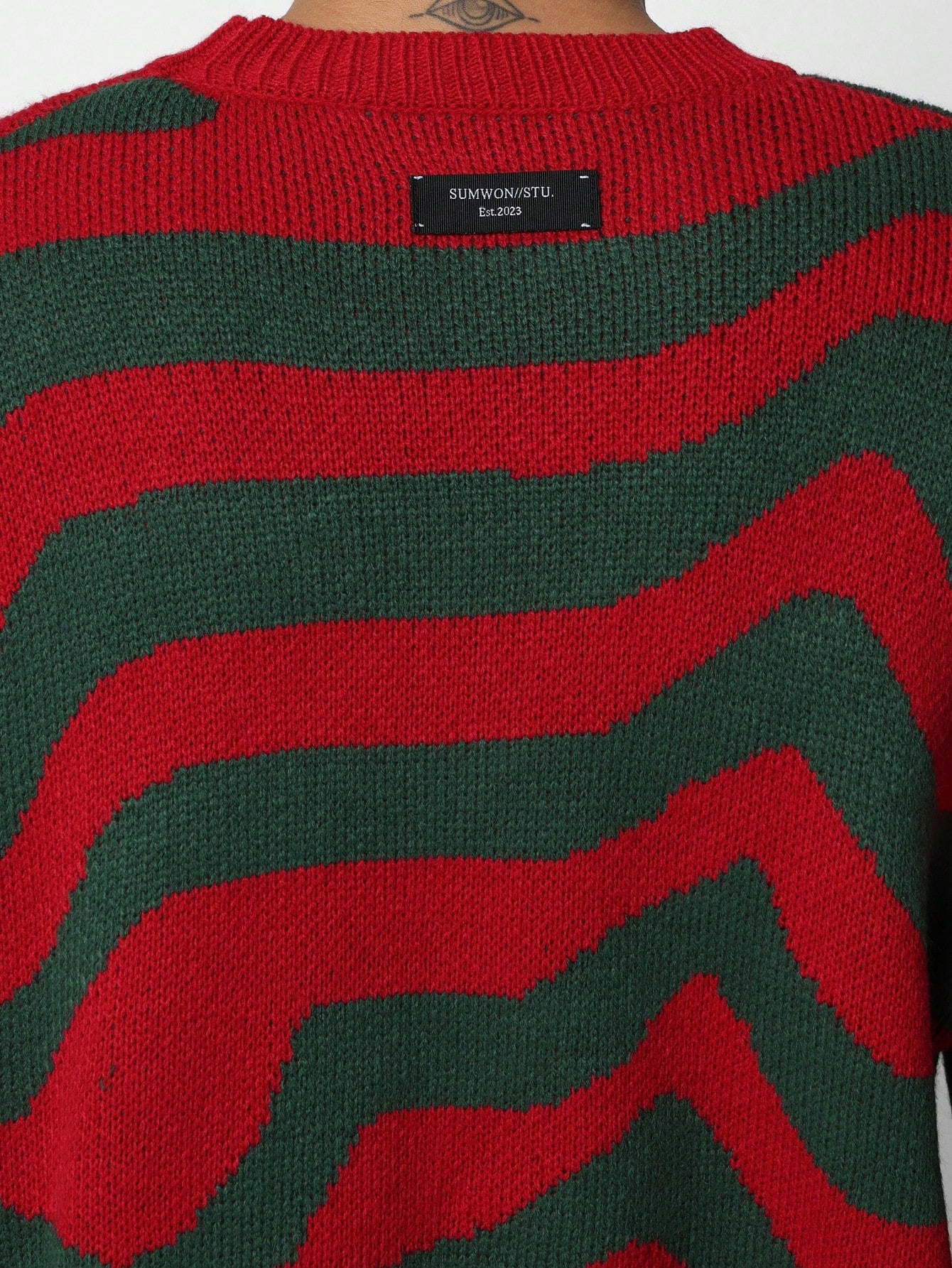 Regular Fit Swirl Printer Knit Crew Neck Sweater - Christmas Edition