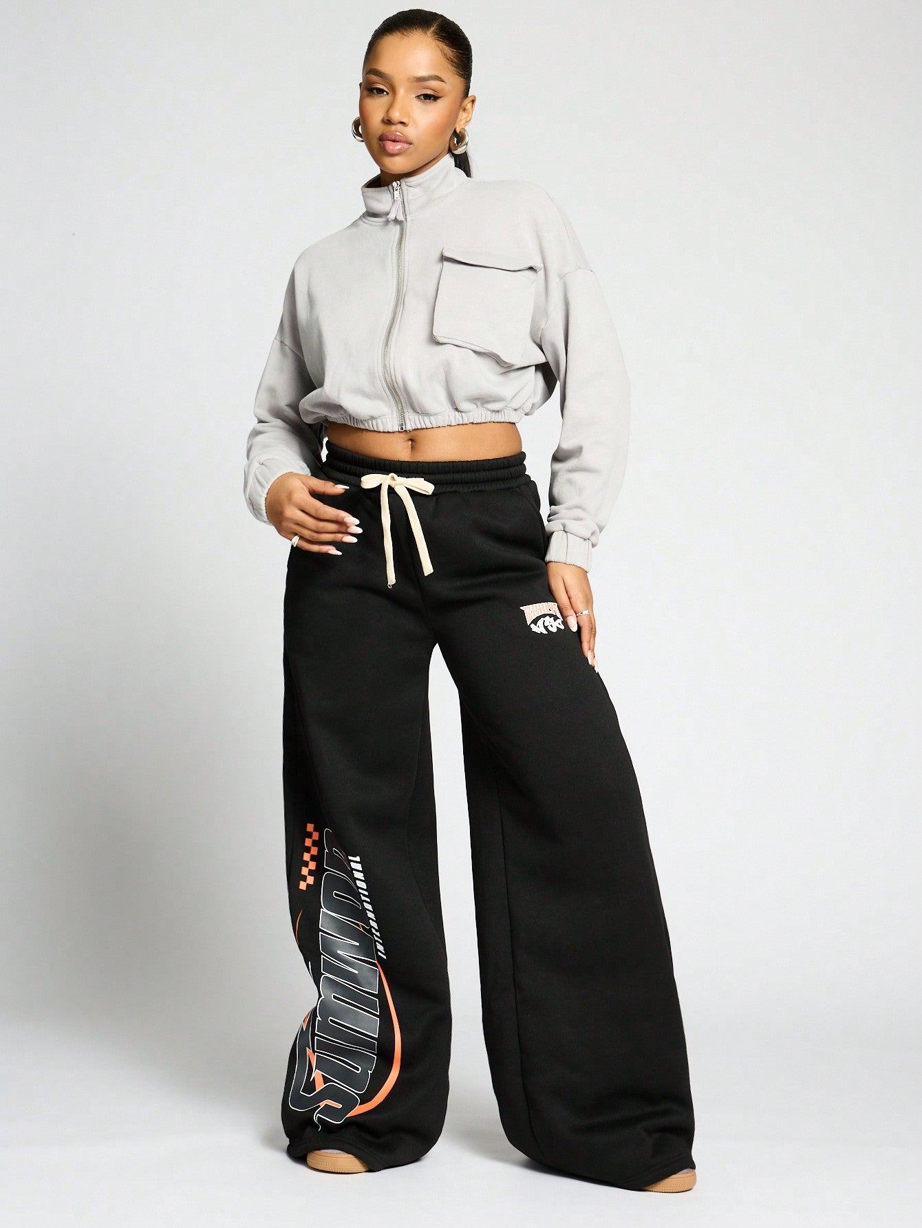 SUMWON WOMEN Wide Leg Graphic Sweatpants