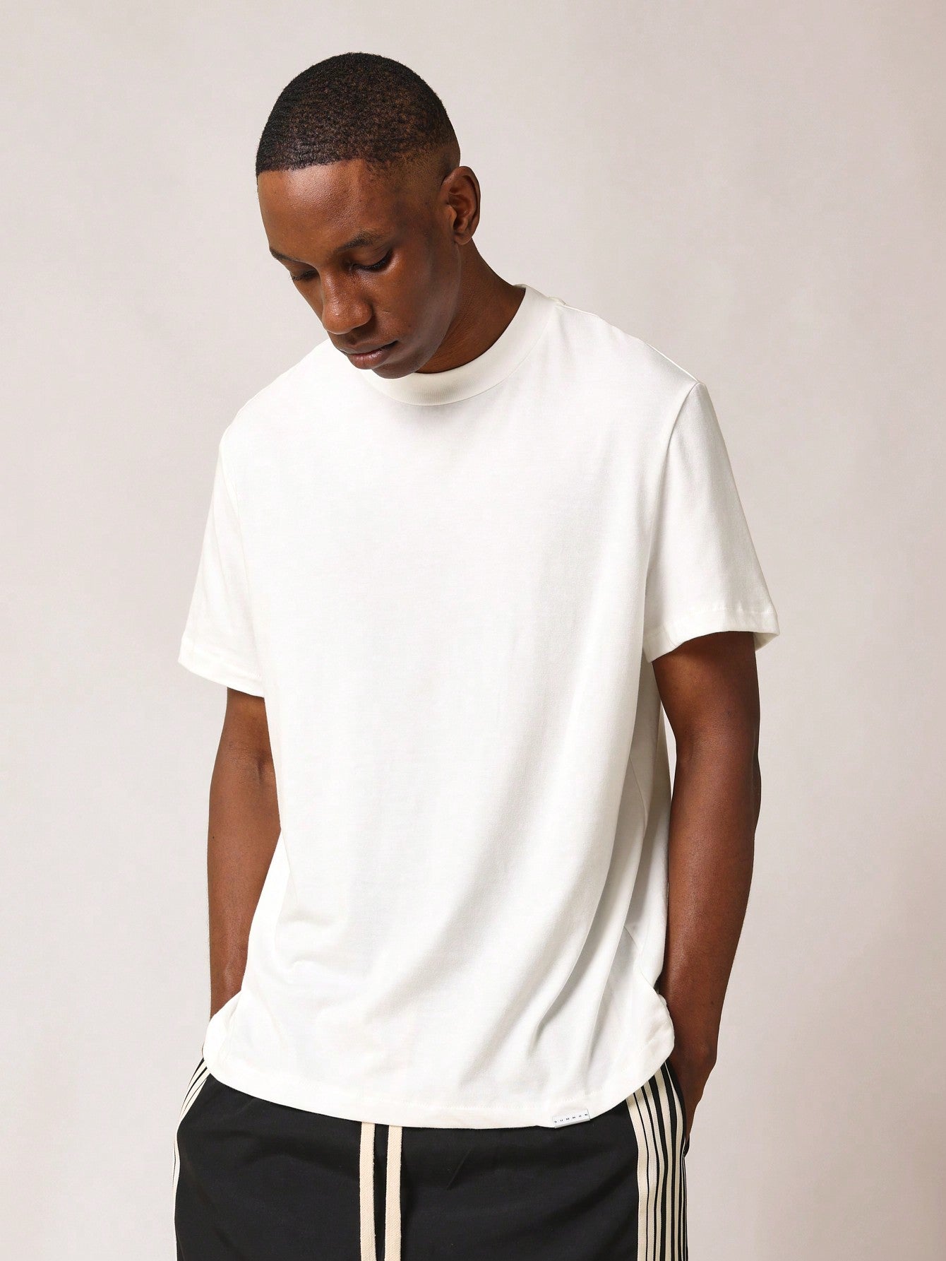 Slim Fit Essential Short Sleeve Tee