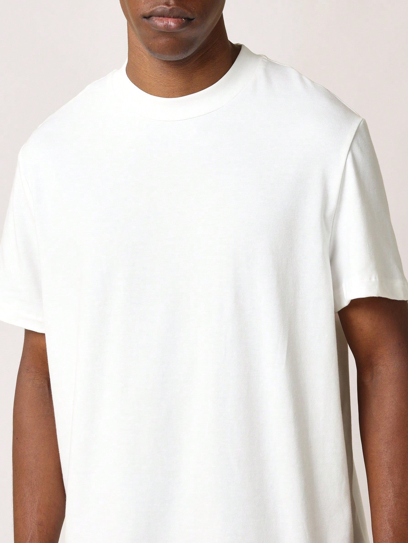 Slim Fit Essential Short Sleeve Tee