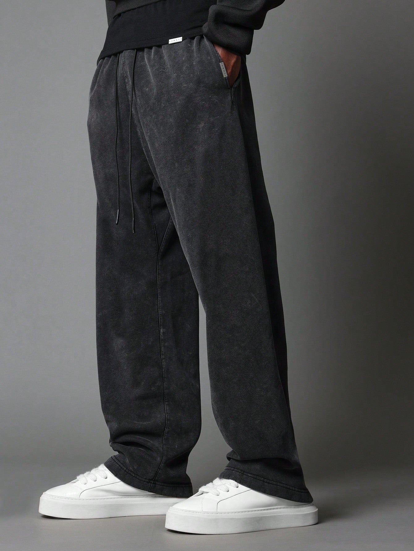 Straight Fit Essential Drop Crotch Premium Washed Jogger