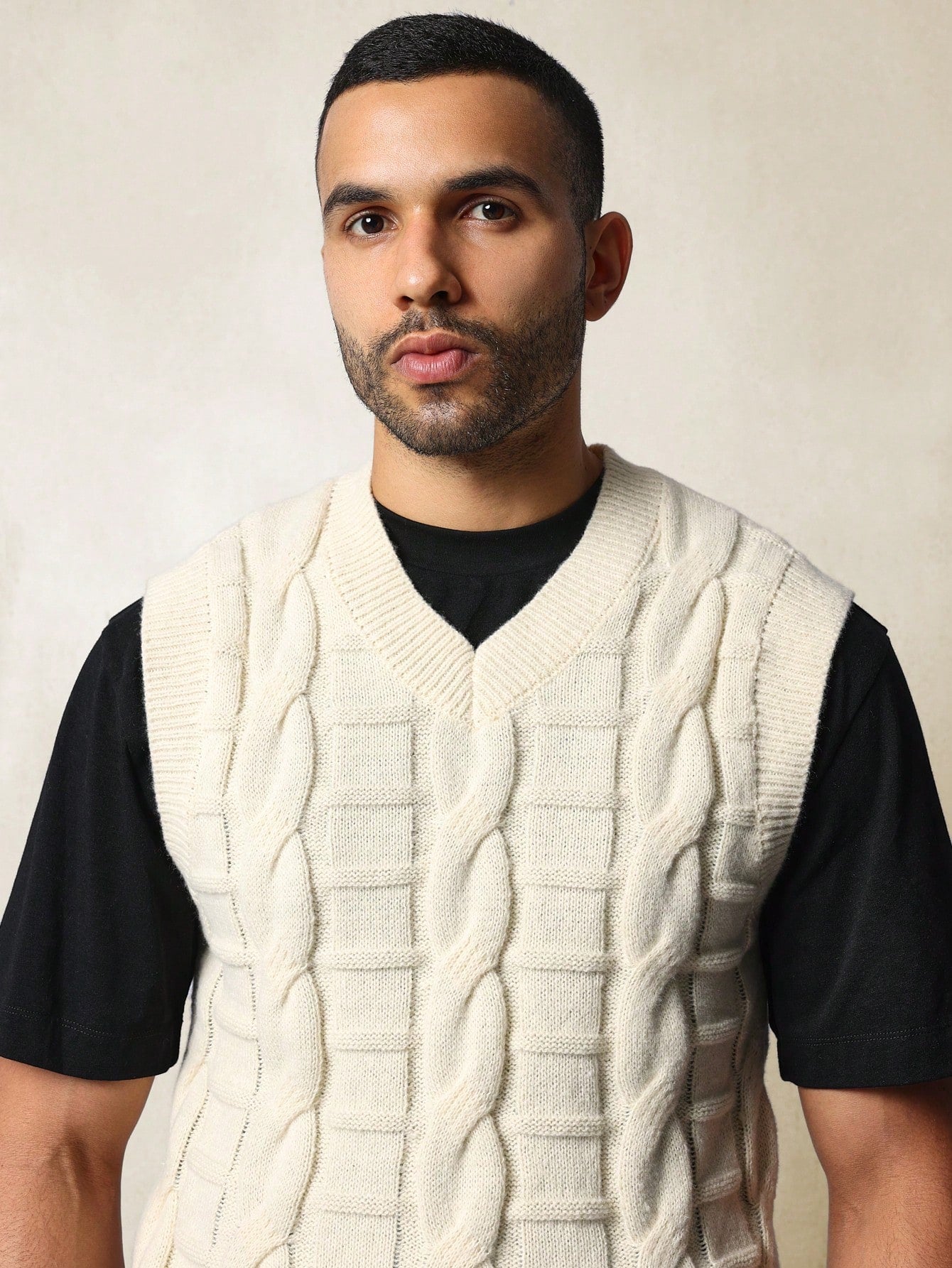 Regular Fit Cable Knit Vest