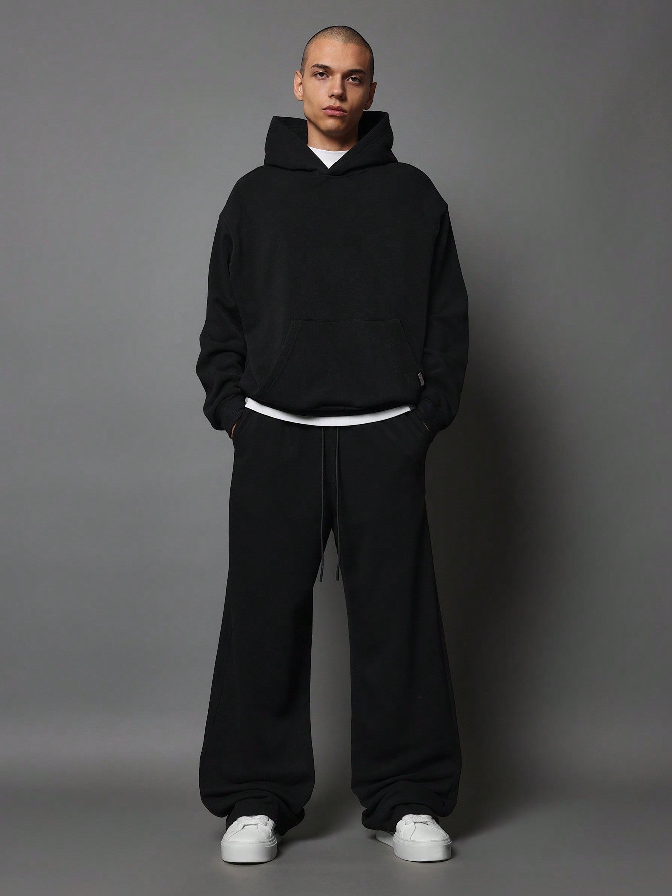 Regular Fit Overhead Essential Hoodie & Loose Fit Baggy Sweatpants 2 Piece Set