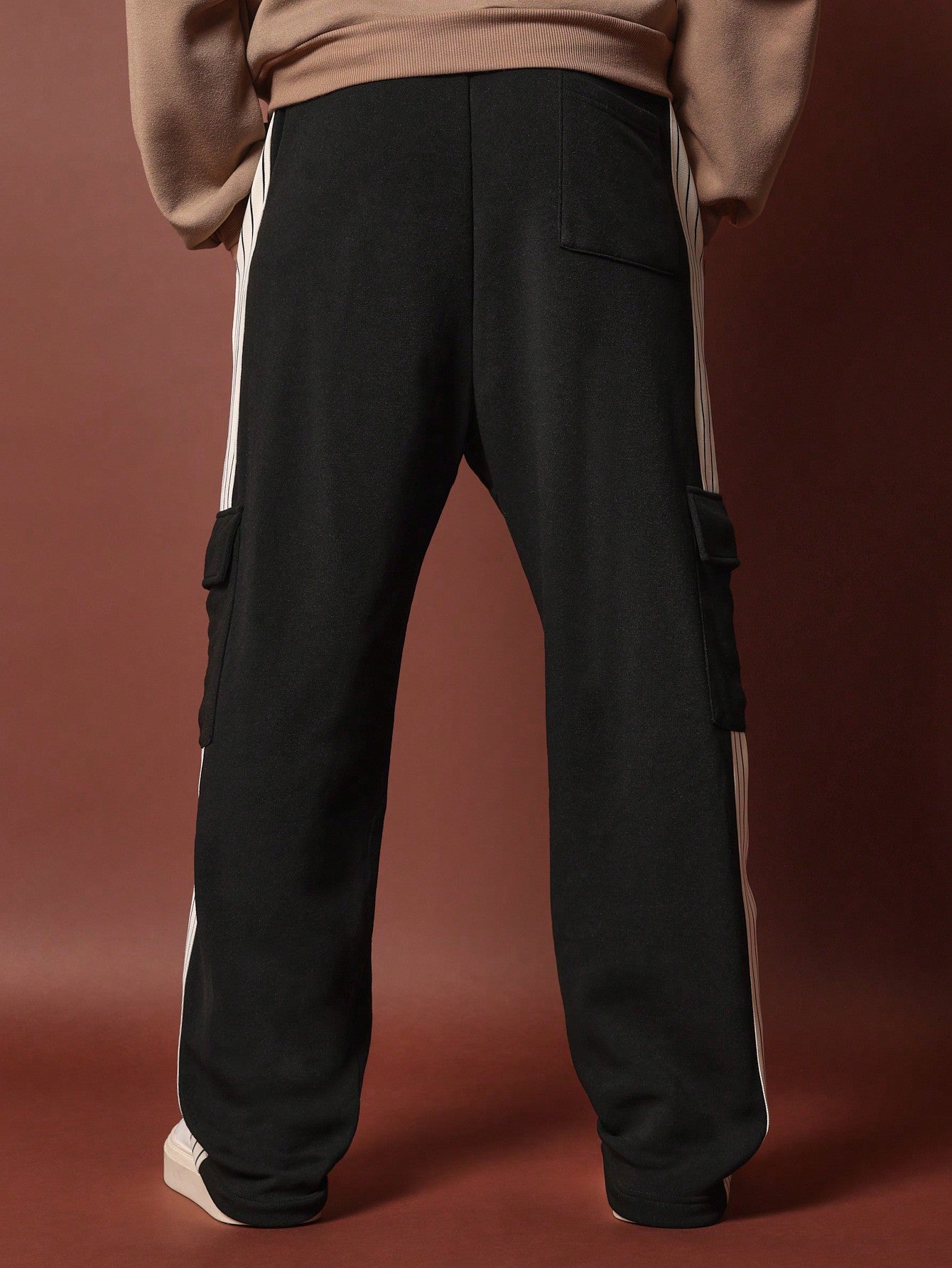 Straight Fit Multi Pocket Cargo Sweatpants With Drawcords & Side Tape