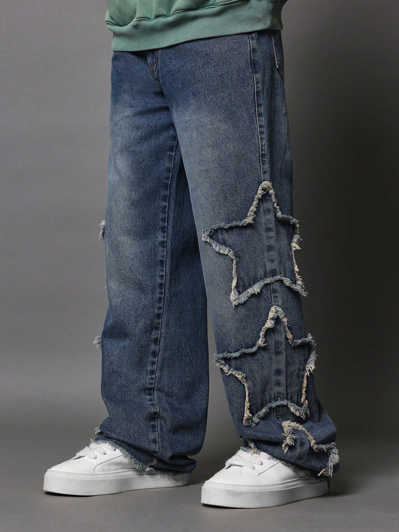 Loose Fit Baggy Raw Edge Hem Jean With Star Applique