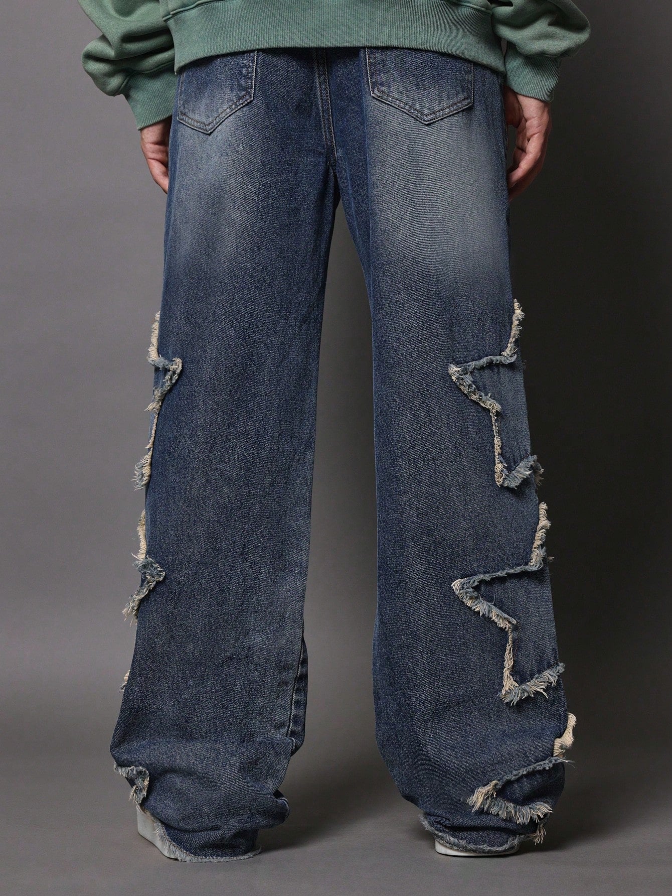 Loose Fit Baggy Raw Edge Hem Jean With Star Applique