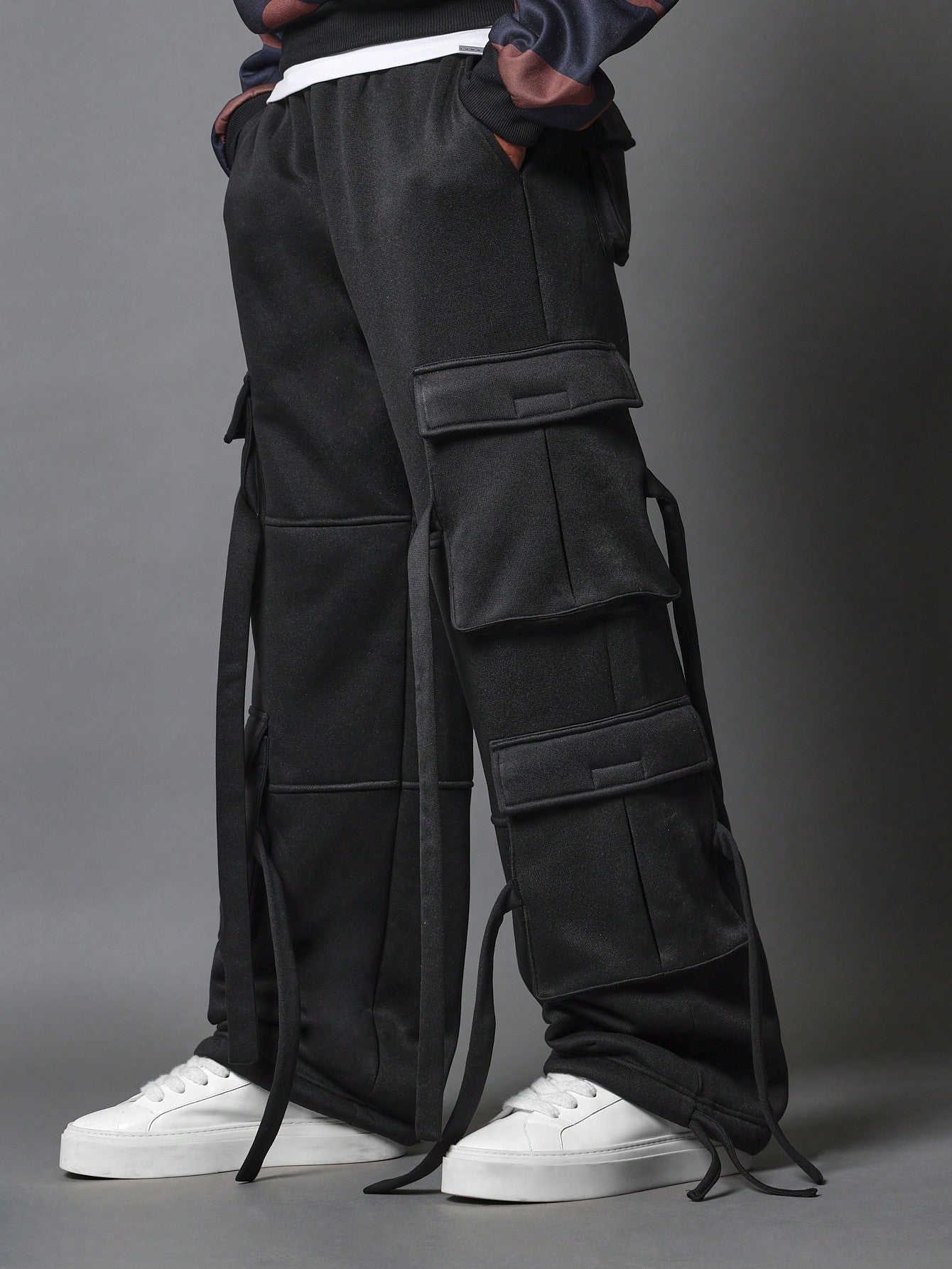 Loose Fit Multi Pocket Jersey Cargo Sweatpants