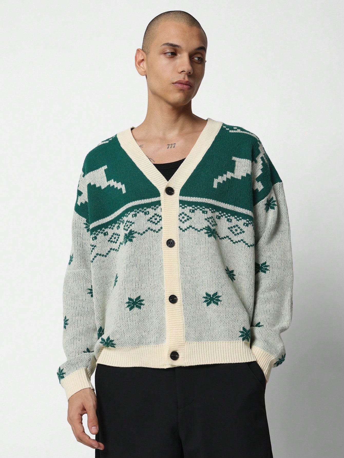 Regular Fit Christmas Printed Knit Cardigan