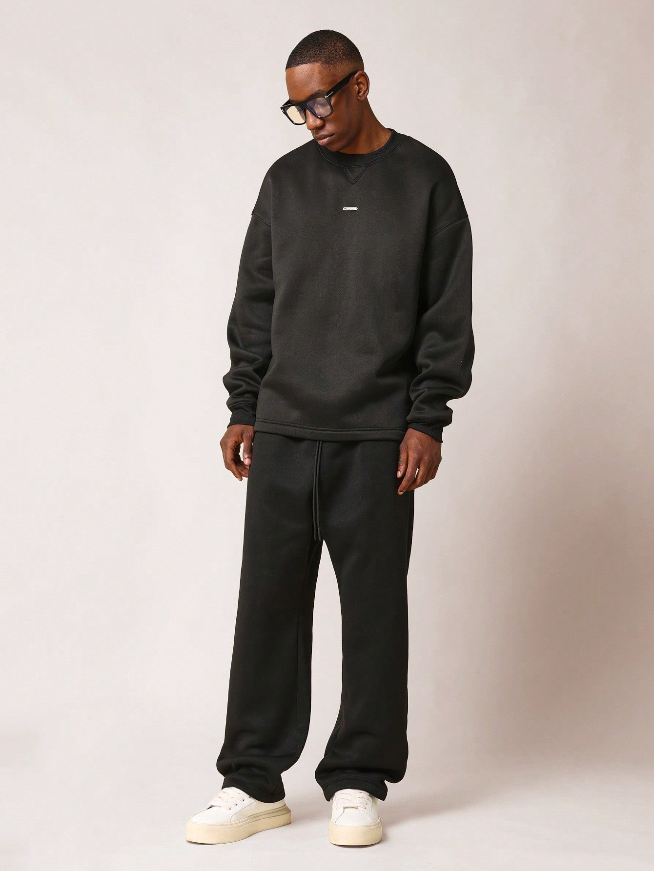 Regular Fit Heavyweight Essential Sweatshirt