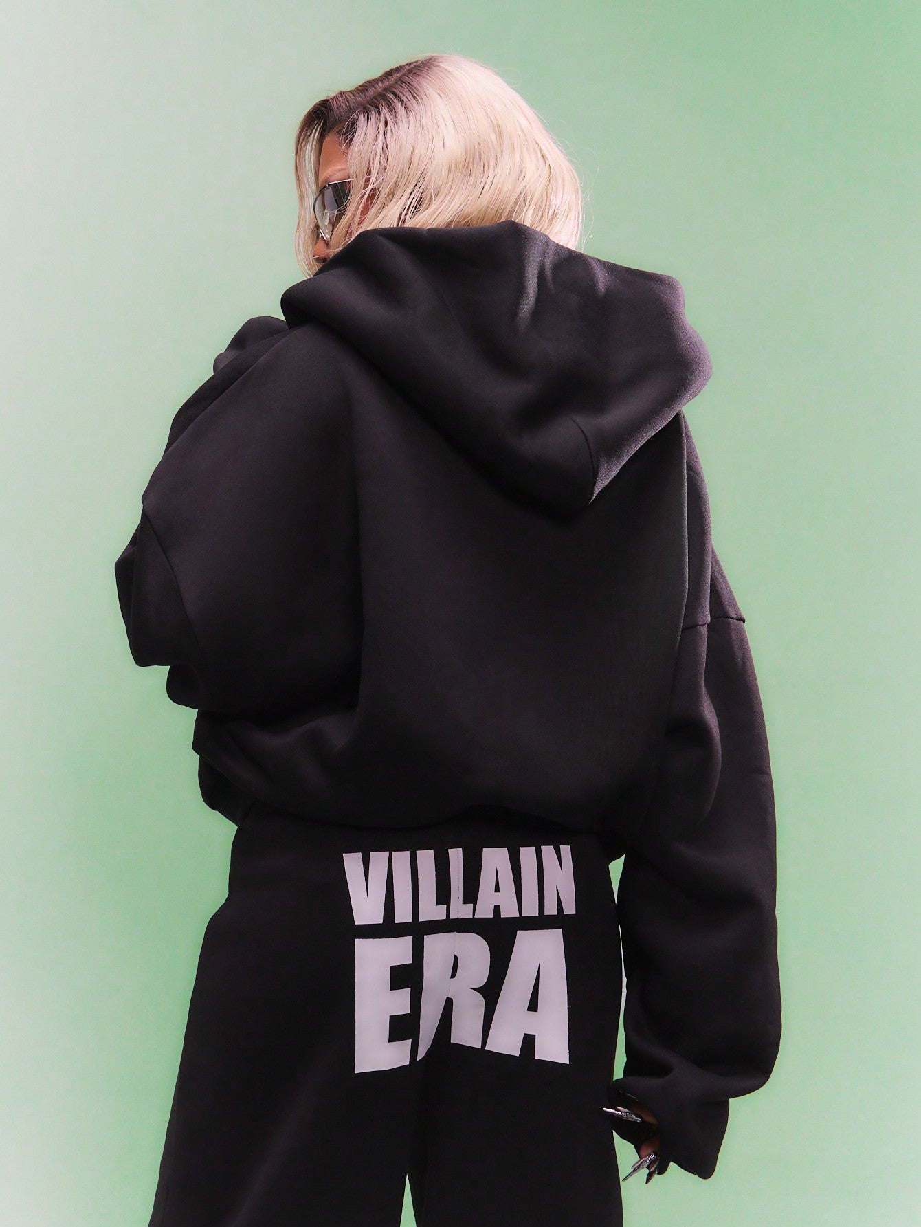 SUMWON WOMEN Overhead Zip Through Hoodie With Villain Era Graphic Print