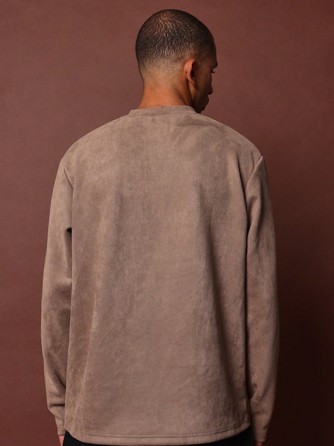 Suedette Regular Fit Long Sleeve Essential Tee