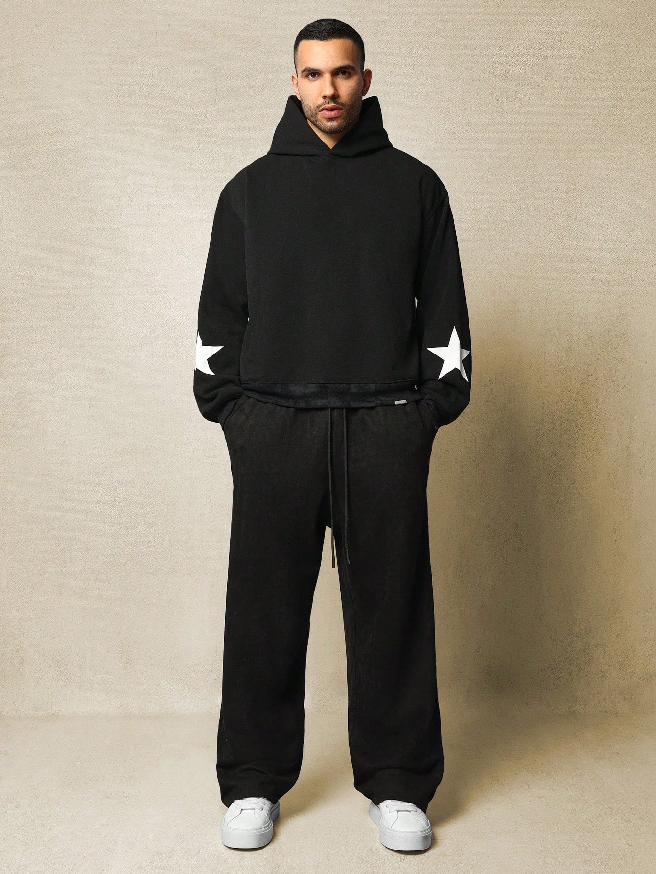 Regular Fit Overhead Hoodie With Side Entry Pocket Star & Number Graphic Print