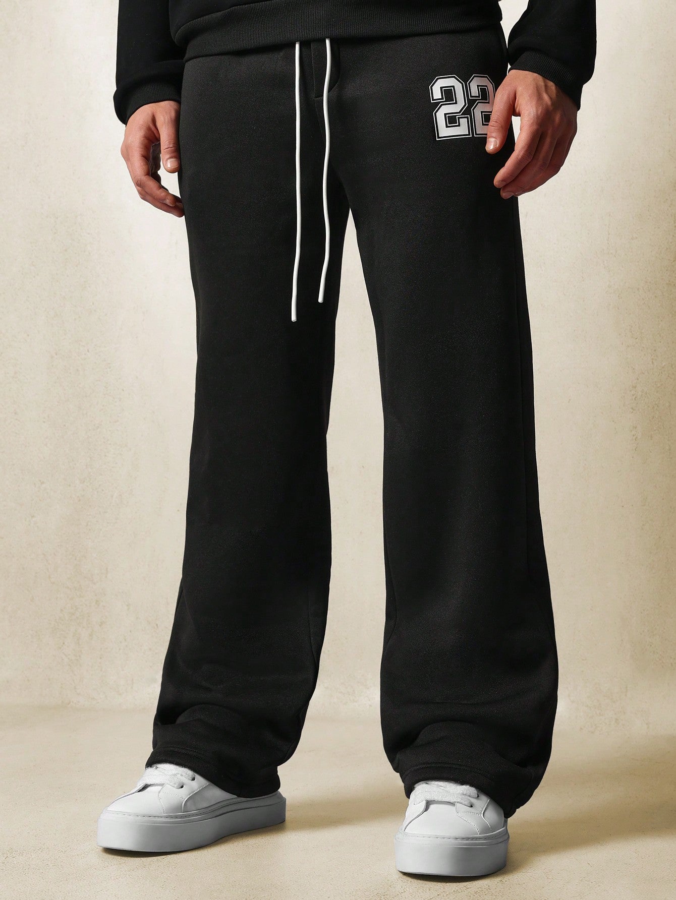 Wide Leg Drop Crotch Sweatpants With Multi Pocket At The Back & Graphic Print