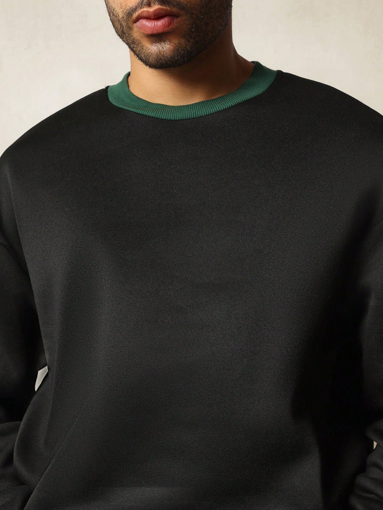 Oversized Fit Contrast Colour Crew Neck & Cuff Sleeve Sweatshirt With Embroidery