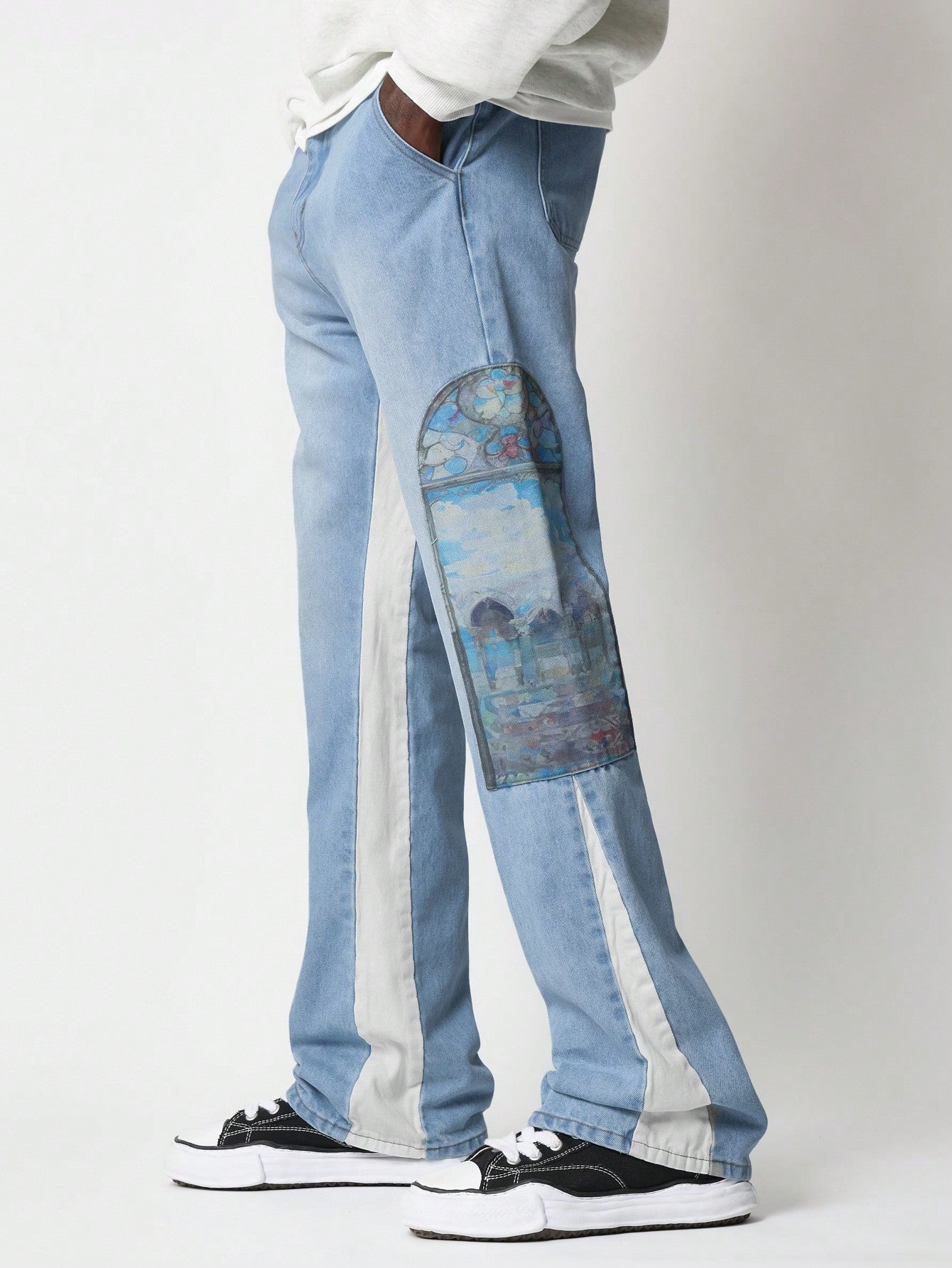 Flare Fit Colour Blocked Jean With Applique