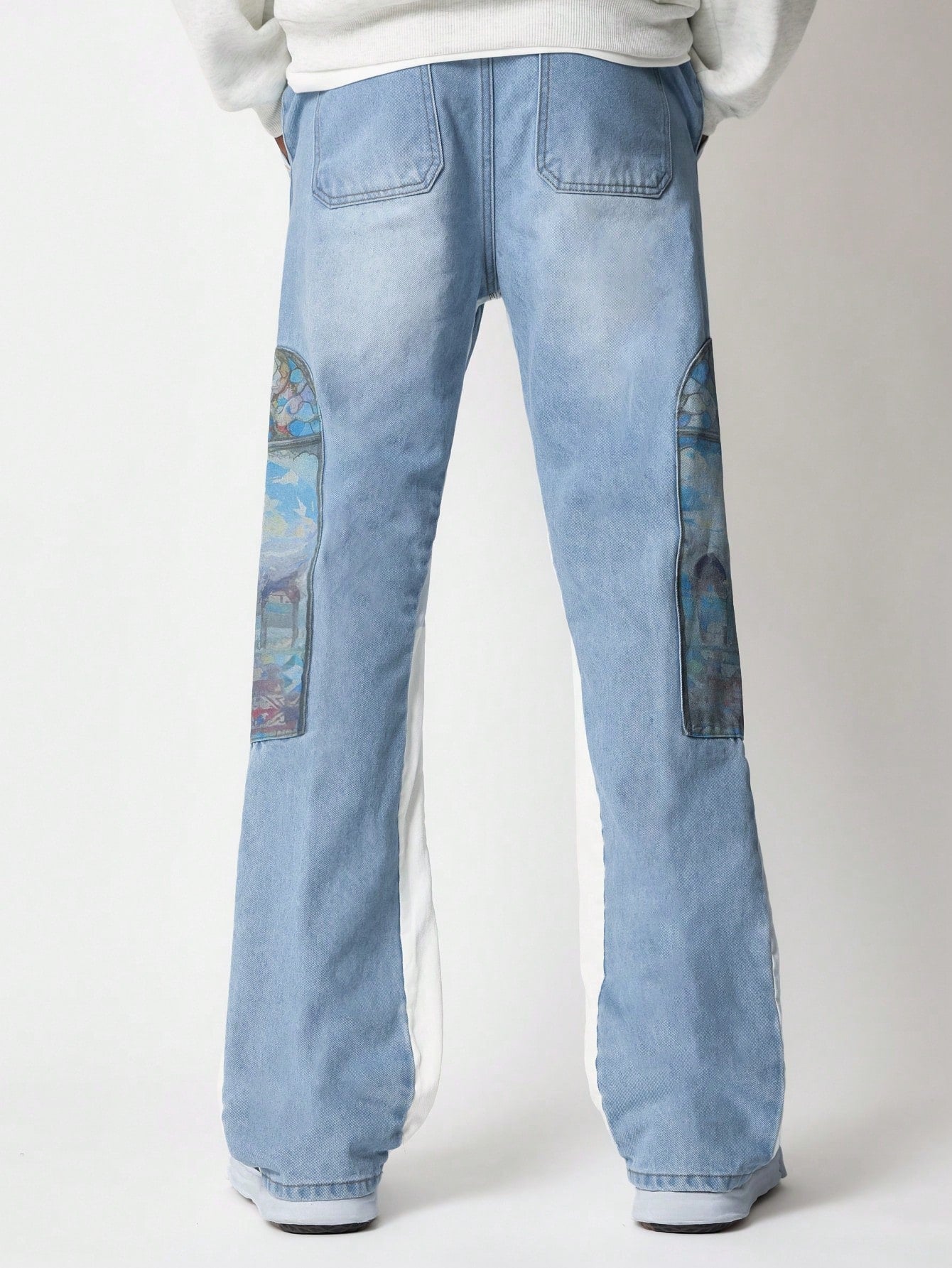 Flare Fit Colour Blocked Jean With Applique