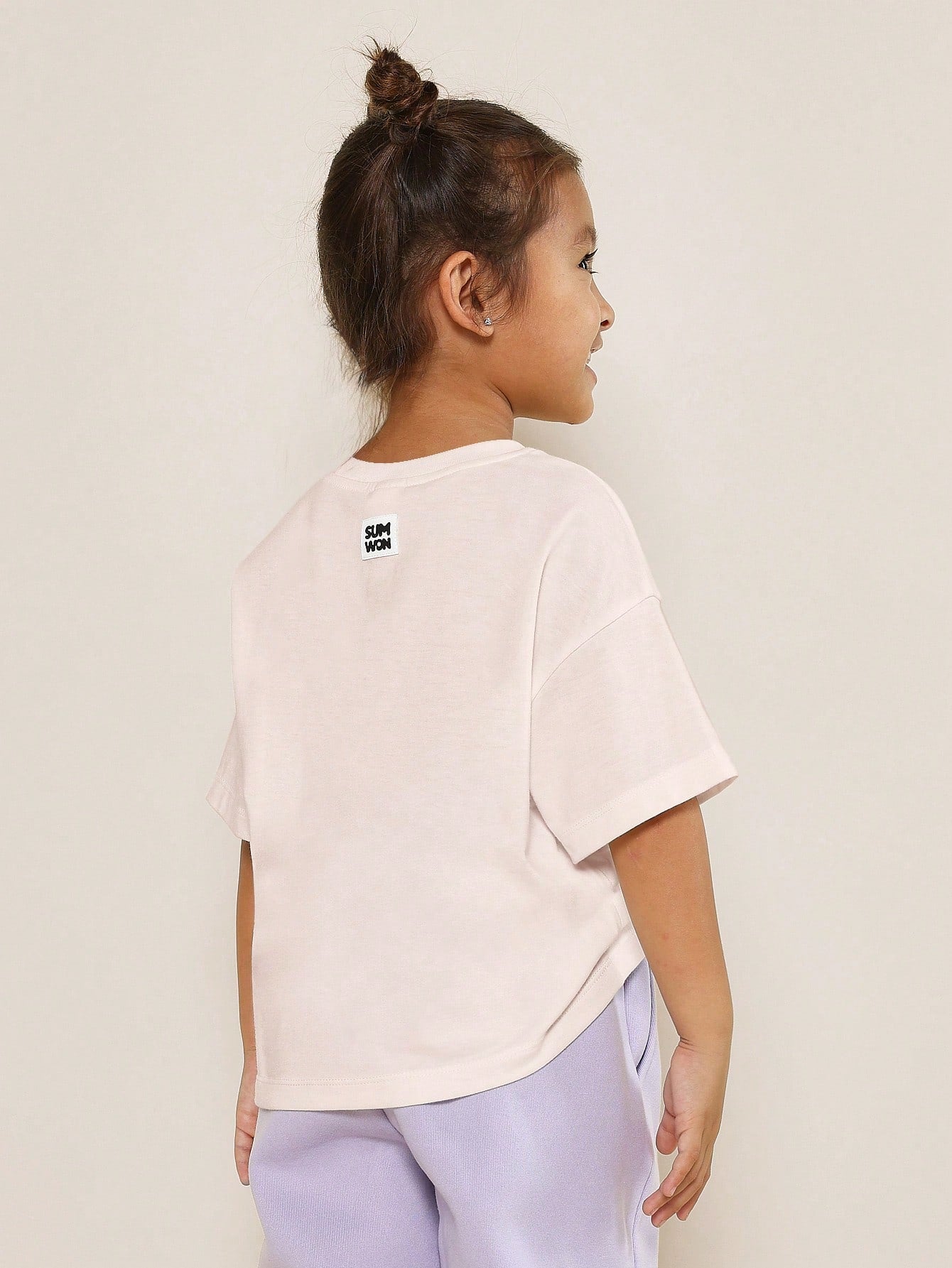 Young Girls Everyday Essentials Oversized T-Shirt With Branded Badge