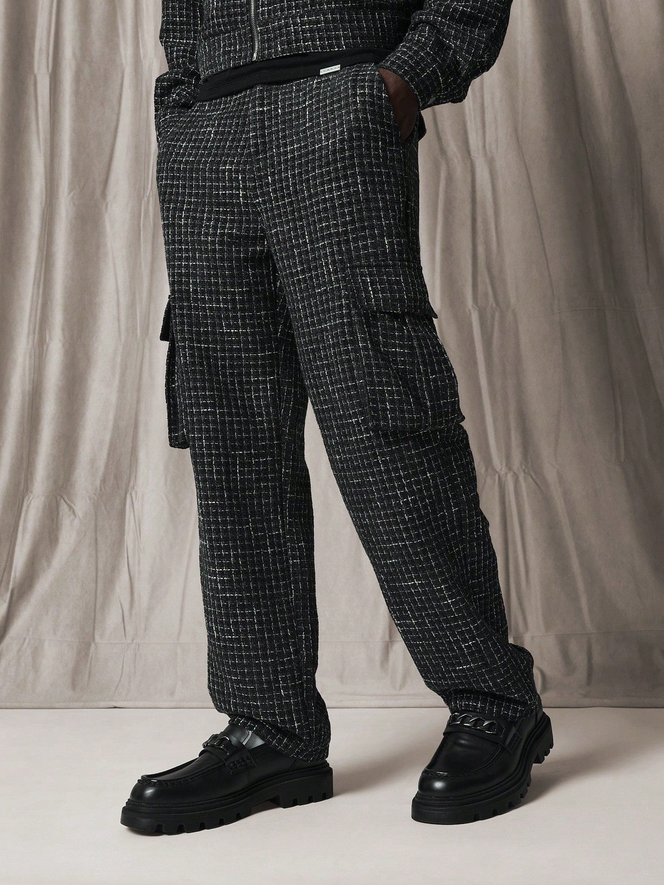 Loose Fit Tweed Cargo Pant