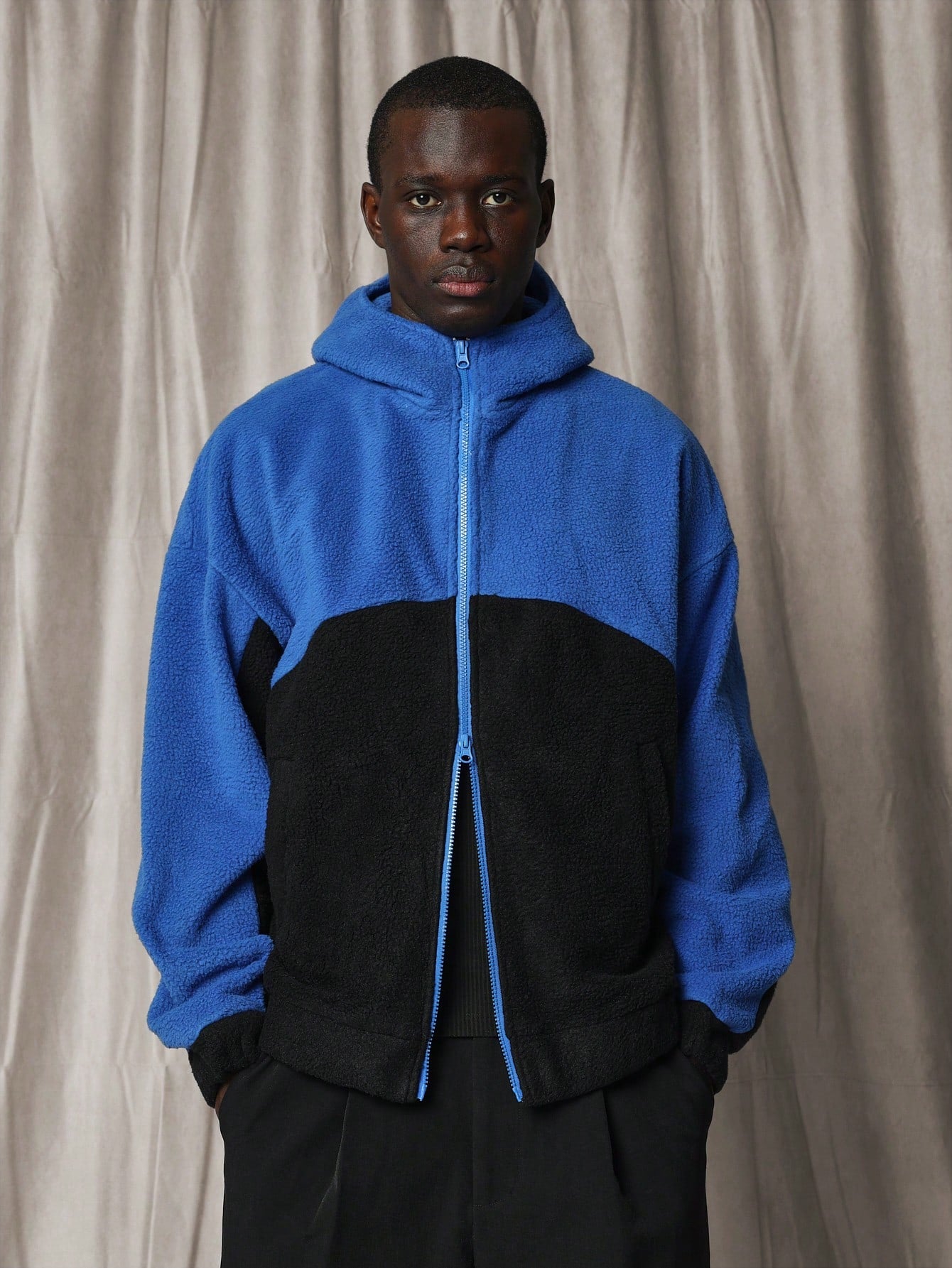 Regualr Fit Colour Block Borg Funnel Neck Zip-Up Hoodie