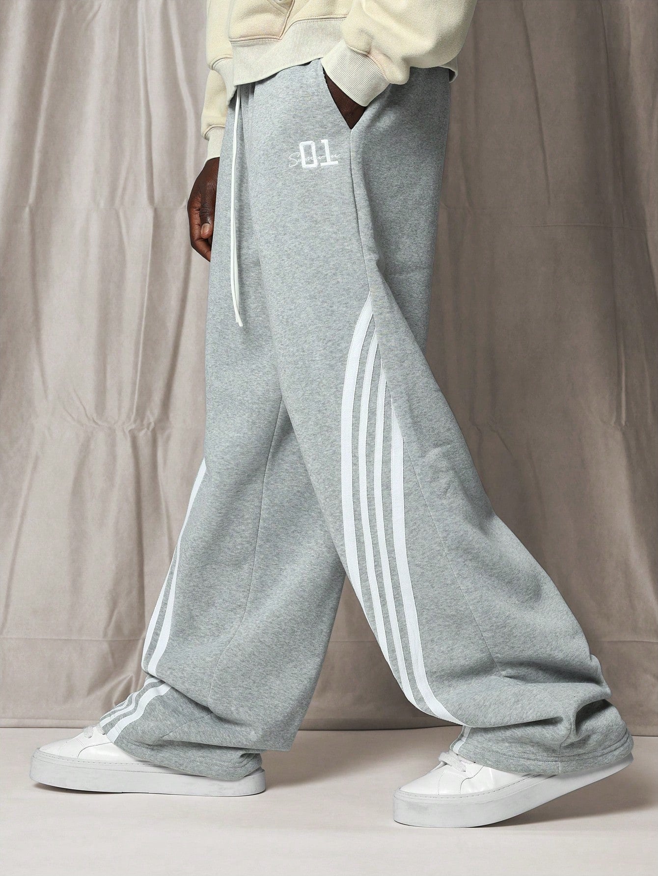 Loose Fit Stripe Panel Sweatpants