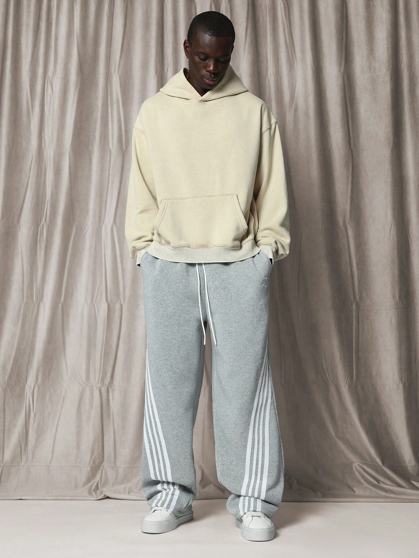 Loose Fit Stripe Panel Sweatpants