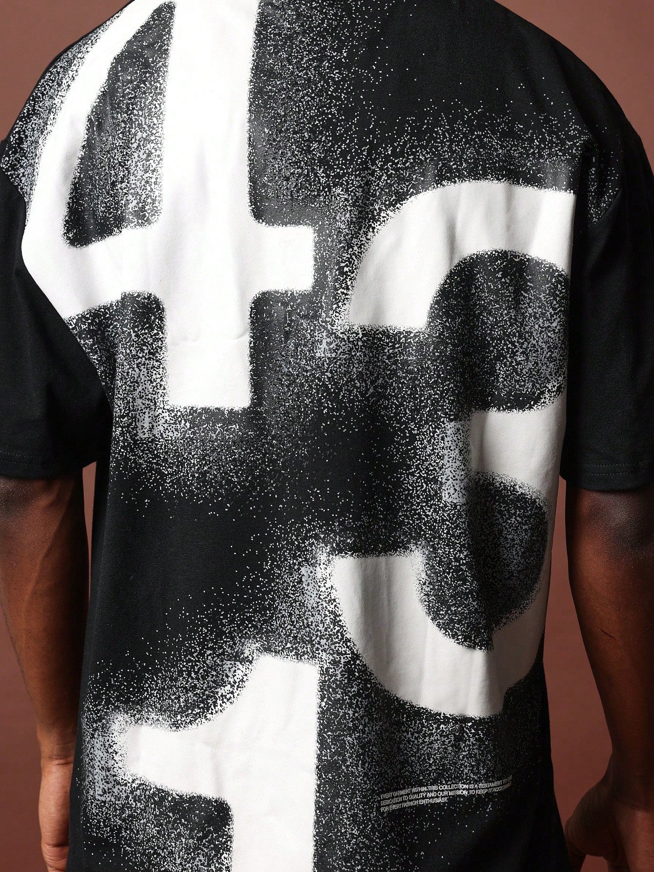 Regular Fit Short Sleeve Tee With Back Number Graphic Print