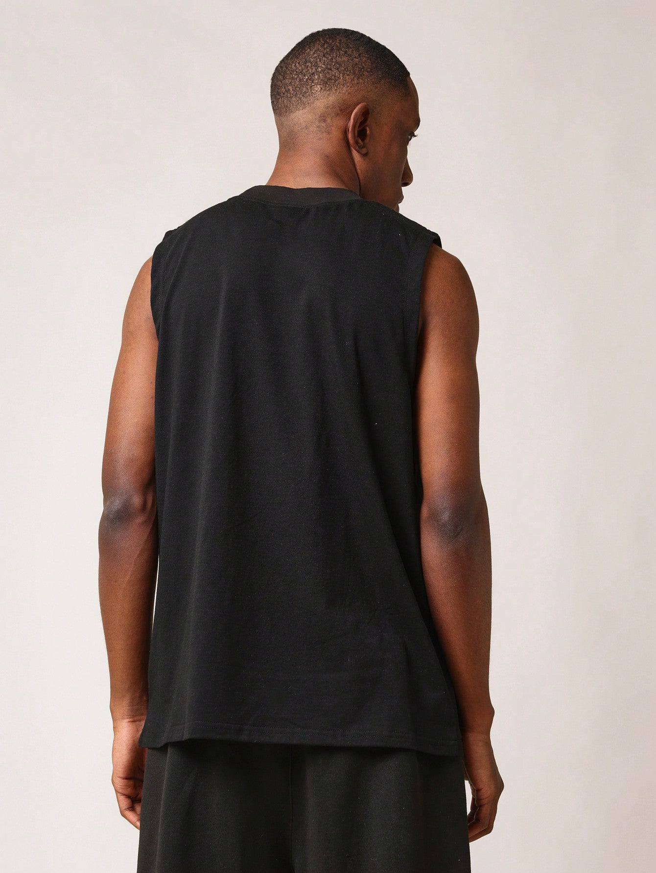 Regular Fit Essential Sleeveless Tank