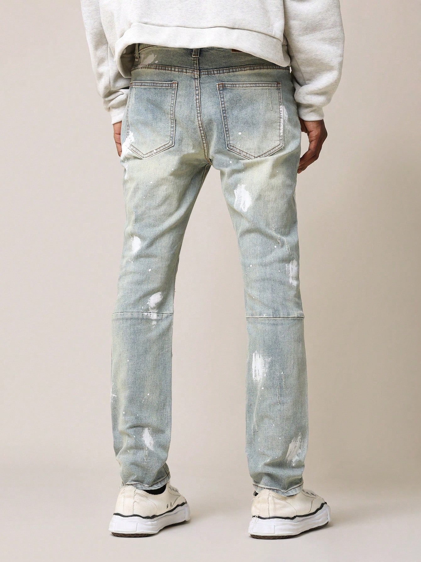 Skinny Fit Distressed Jean