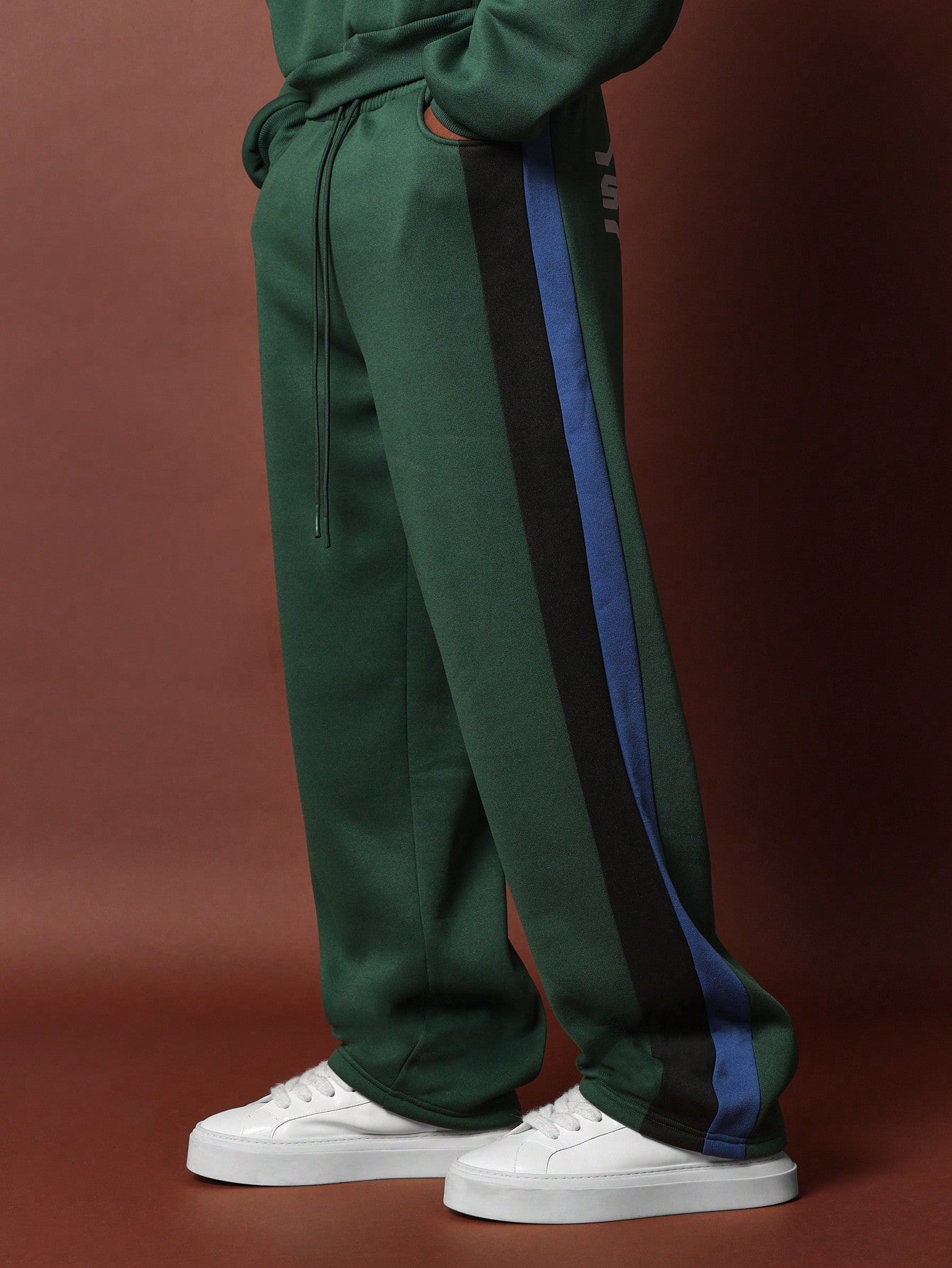 Crop Fit Overhead Colour Block Panel Hoodie And Skater Fit Sweatpants 2 Piece Set