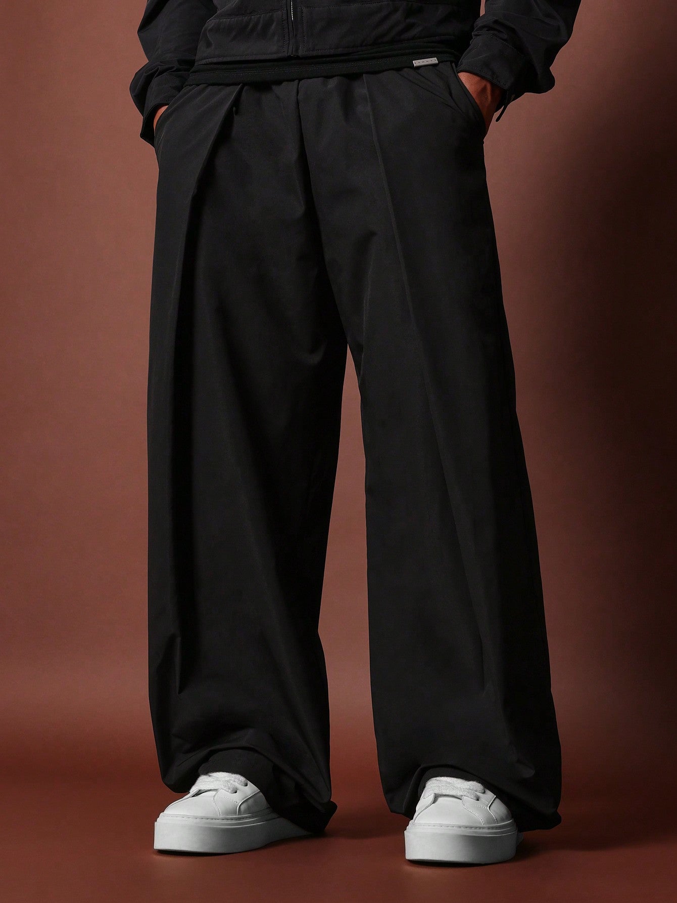 Wide Leg Pant With Pleats