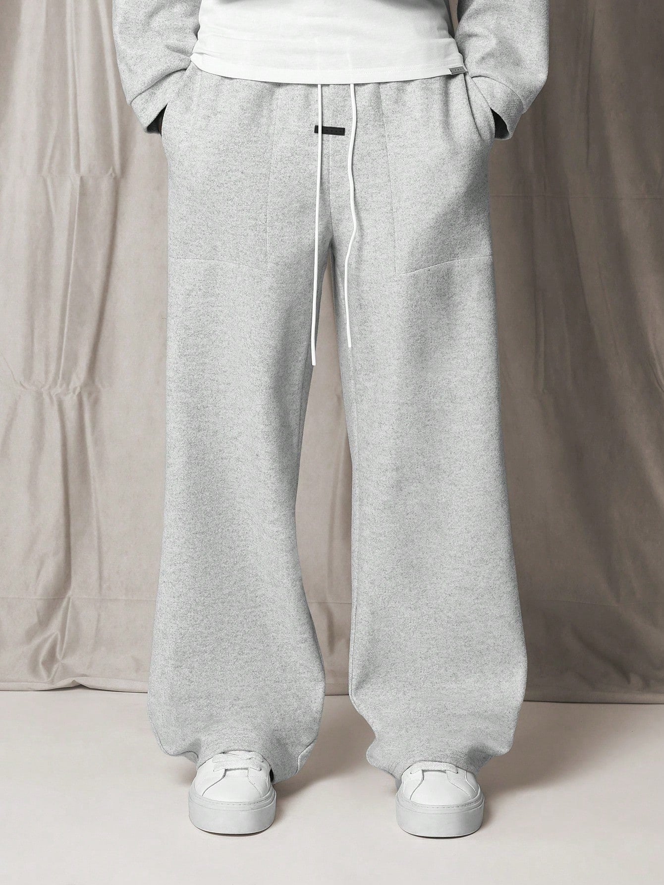 Crop Fit Super Premium Sweatshirt And Loose Fit Baggy Sweatpants 2 Piece Set