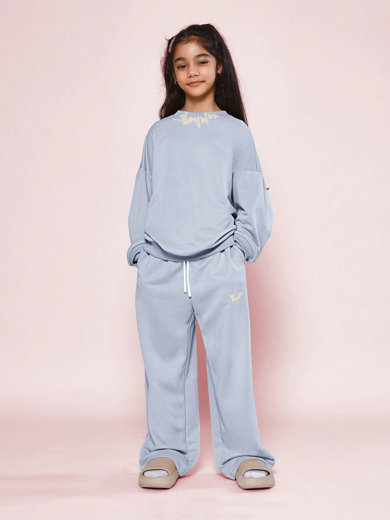 Tween Girls Comfy Crew Neck Sweatshirt With Neck Graphic Print And Straight Fit Sweatpants 2 Piece Set