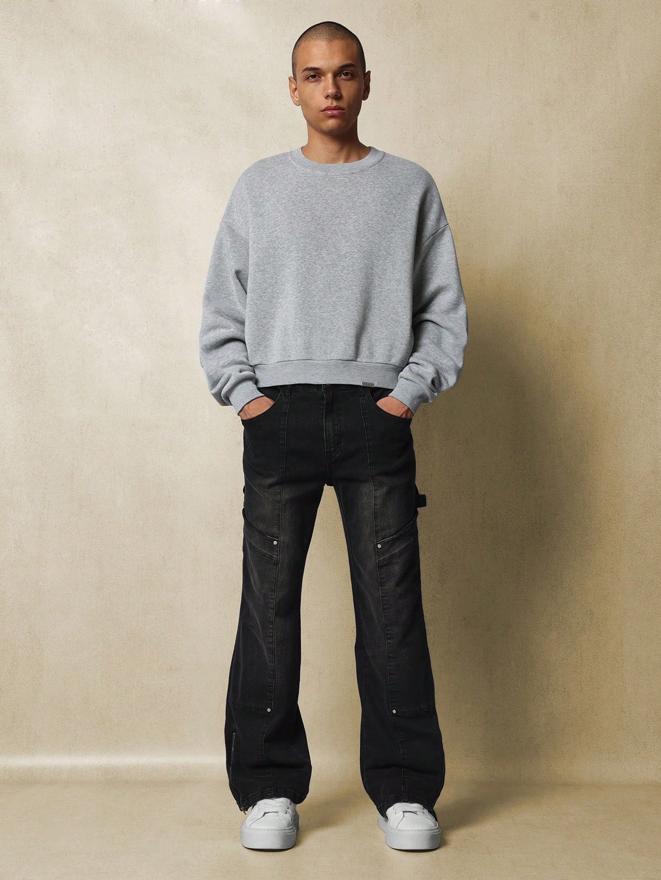 Loose Flare Fit Mid Washed Cargo Carpenter Jean