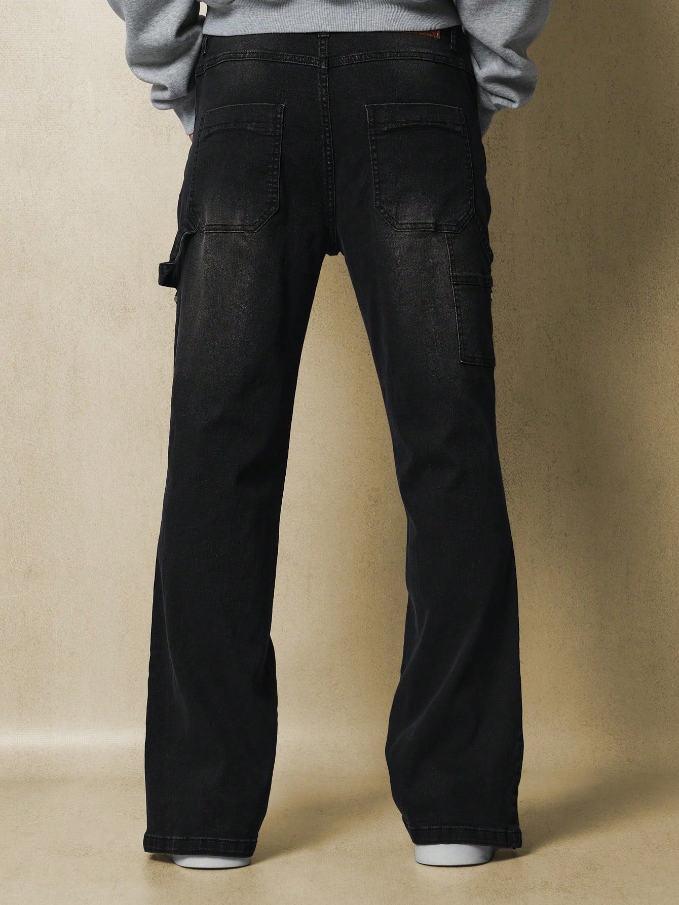 Loose Flare Fit Mid Washed Cargo Carpenter Jean